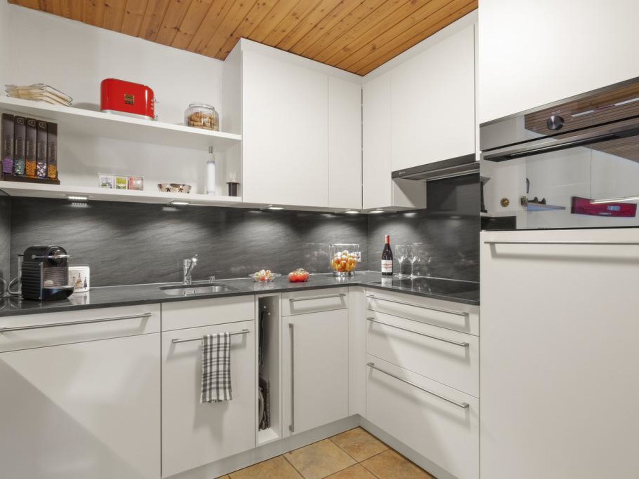 Schweizerhof 424 Walker Appartement/Fewo,   2.5 Zimmerwohnung - Image-tags.info