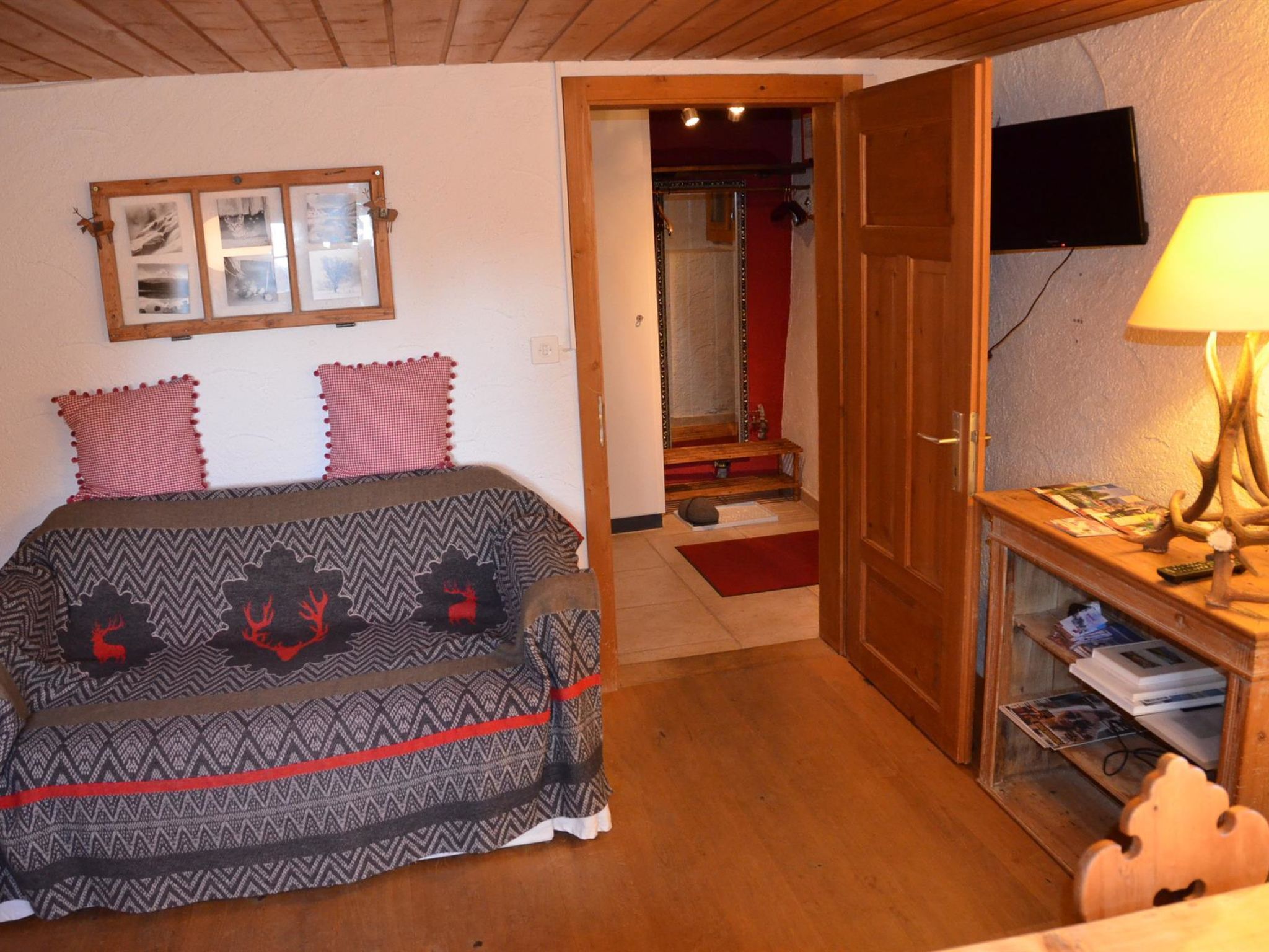 Acla Sporz Davains Appartement/Fewo, Dusche, WC, Wohn-/Schlafraum - Image-tags.info