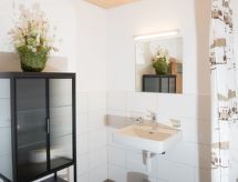 Authentiek Maiensäss in Lenzerheide: 180m² direct aan de skipiste - thumbnail 6