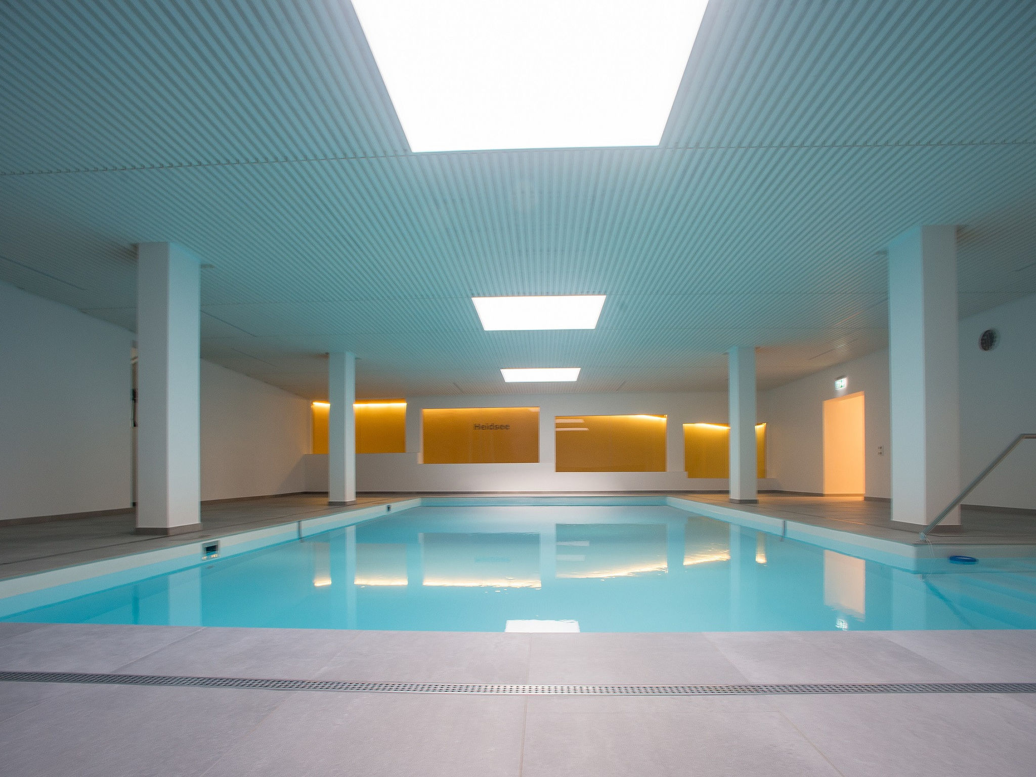 Pool Indoor