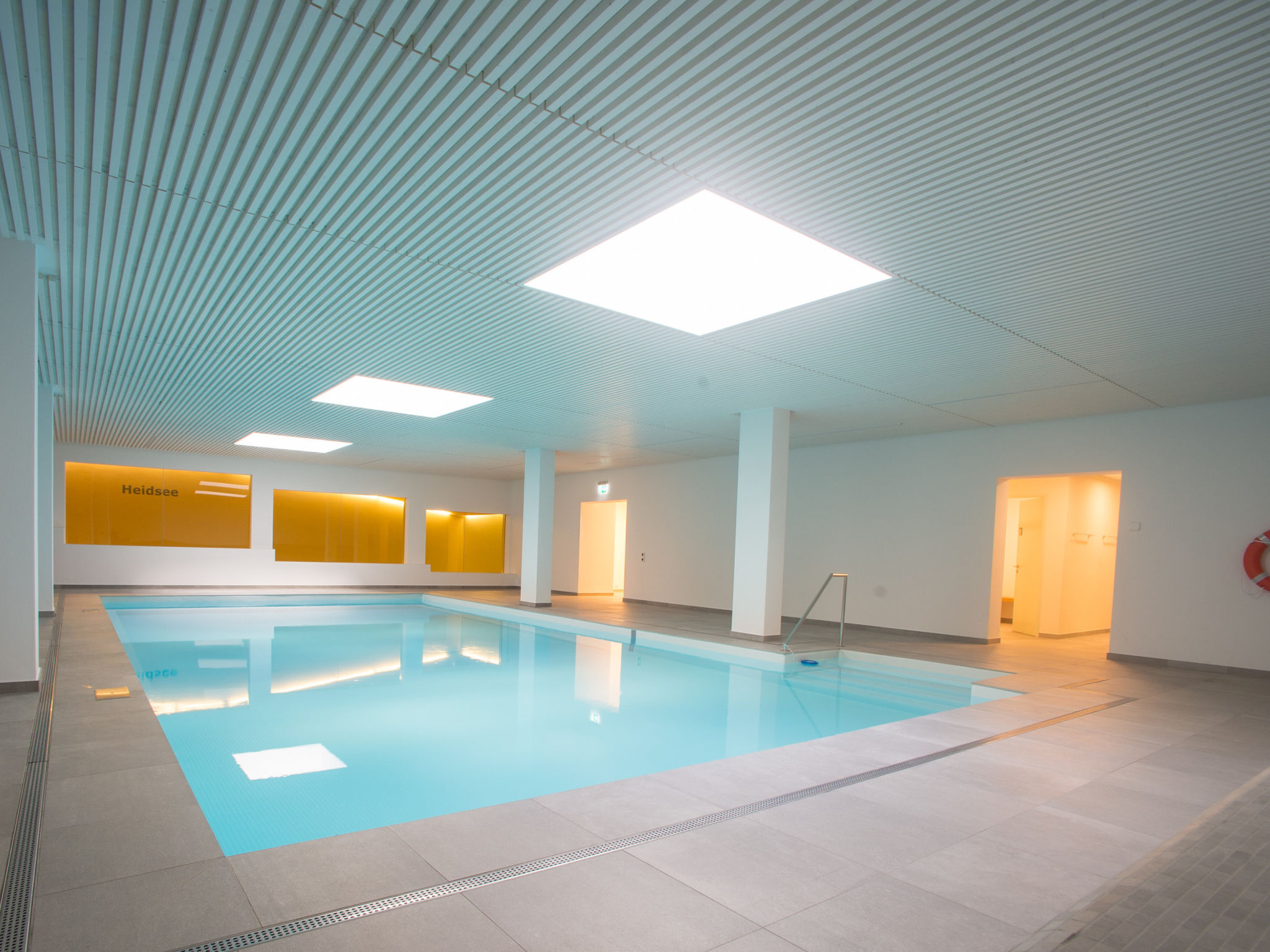 Pool Indoor
