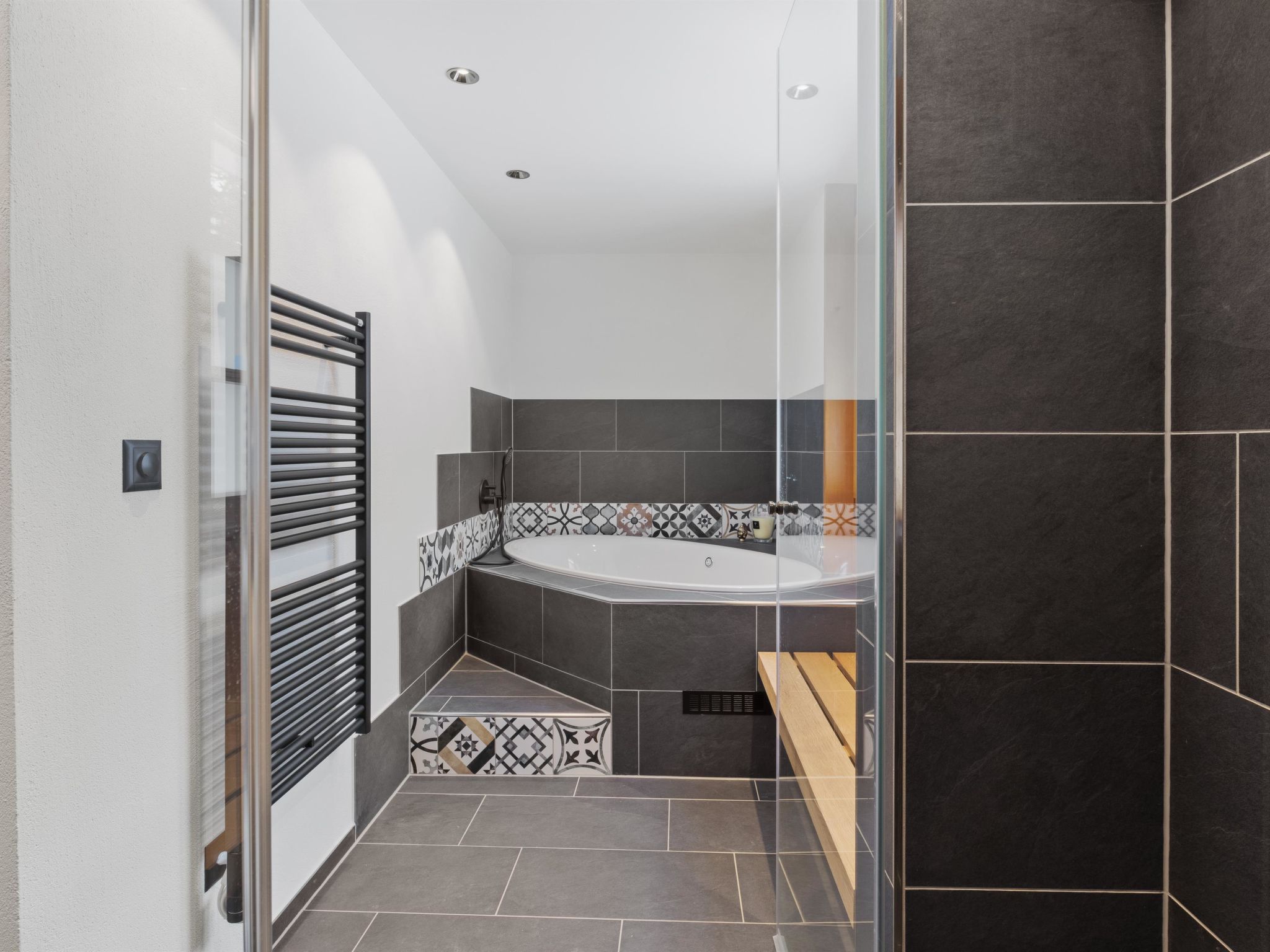 Schweizerhof 501 Mü 4-Bettwohnung (2.5 Zimmerwohnung) - Binnen