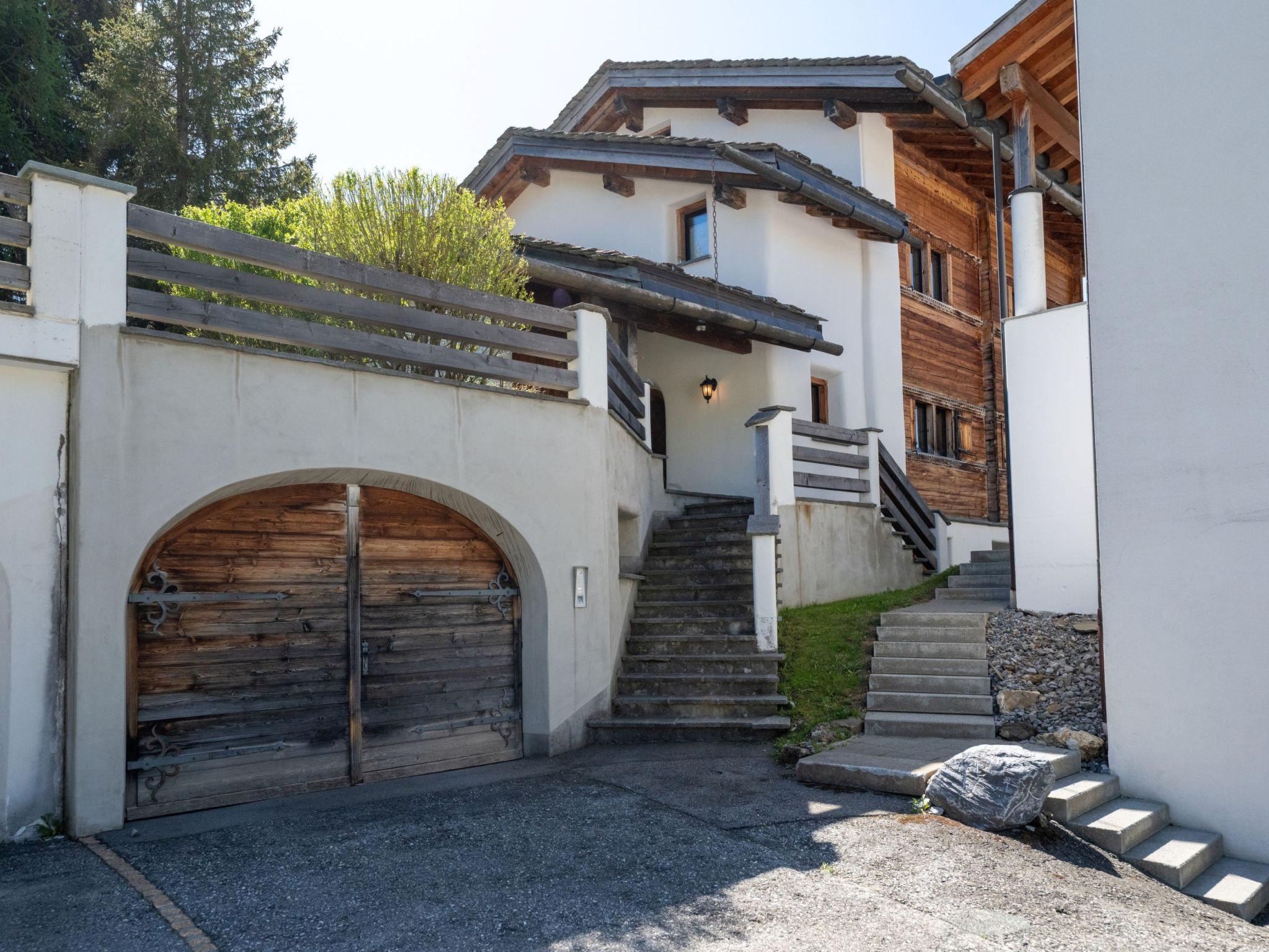  — House (3 of 26)
