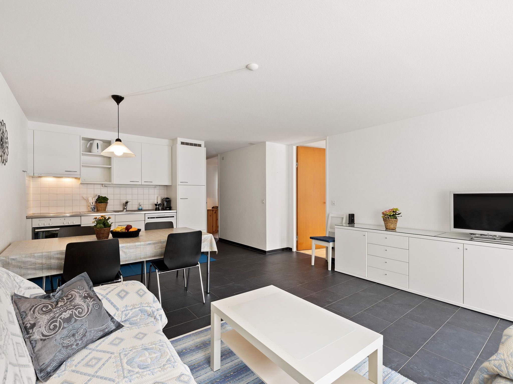 Nr.05 Haus Sursilvana Appartement/Fewo,   Nr.05 Haus Sursilvana IH - Image-tags.info