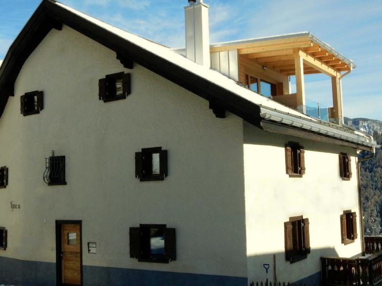 Search and Stay destination Vaz/Obervaz, GR - Switzerland from AU$ 1,439. Ferienhaus Tgioc