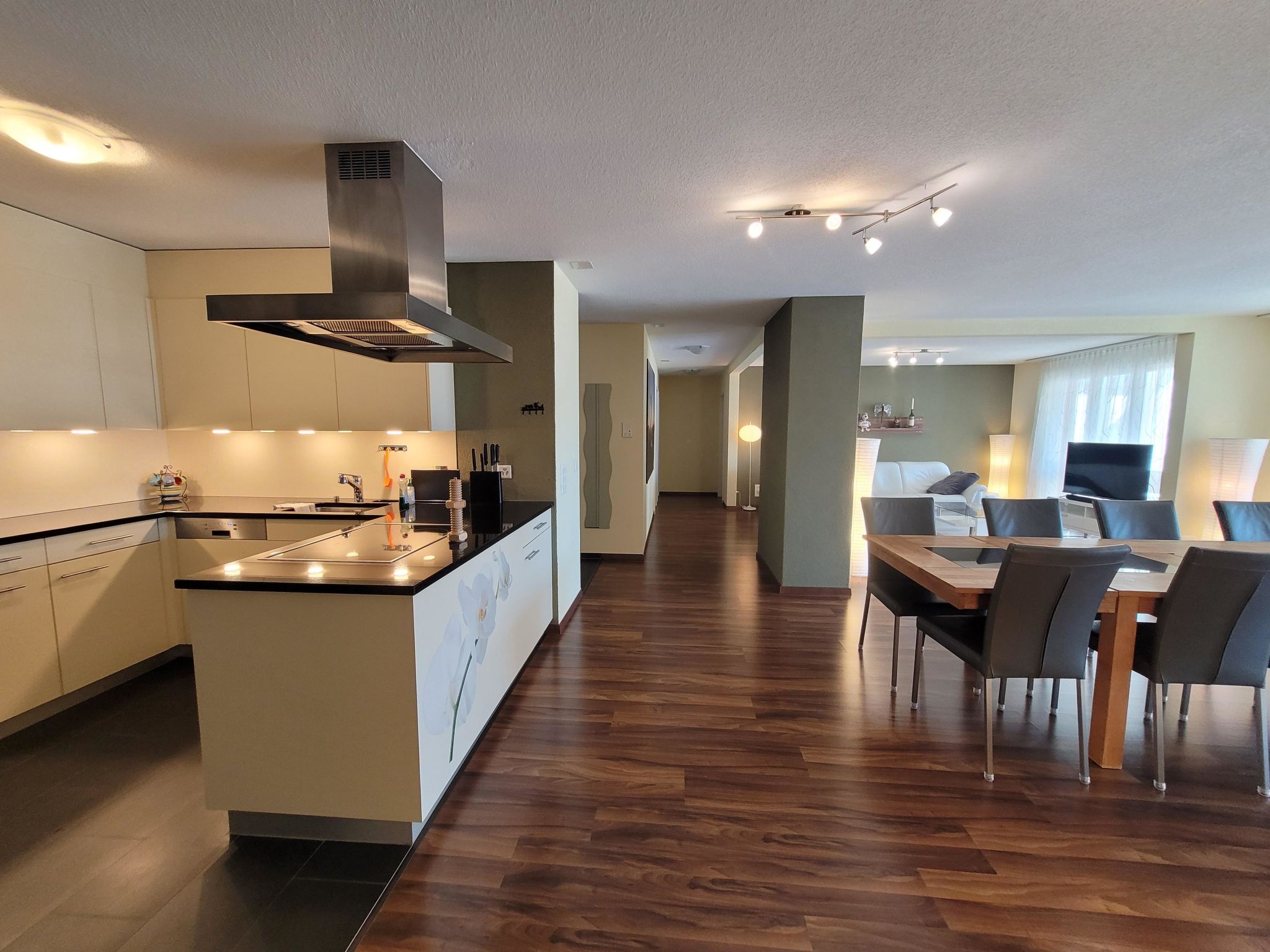 Ferienwohnung zBERG Appartement/Fewo, Dusche und Bad, WC, 3 Schlafräume
