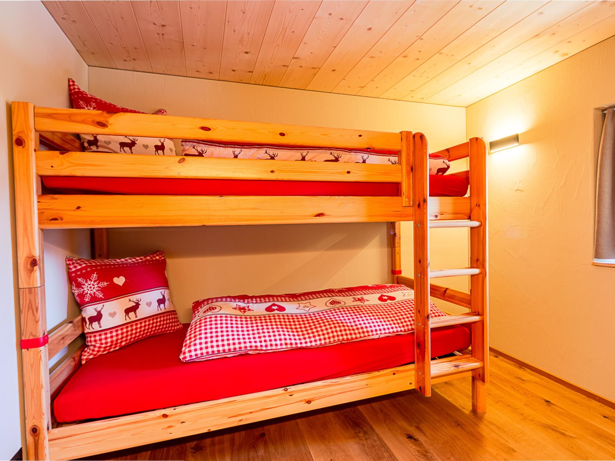 Ferienhaus Tgioc Ferienhaus, Dusche und Bad, WC, 4 oder mehr Schlafräume - Image-tags.info