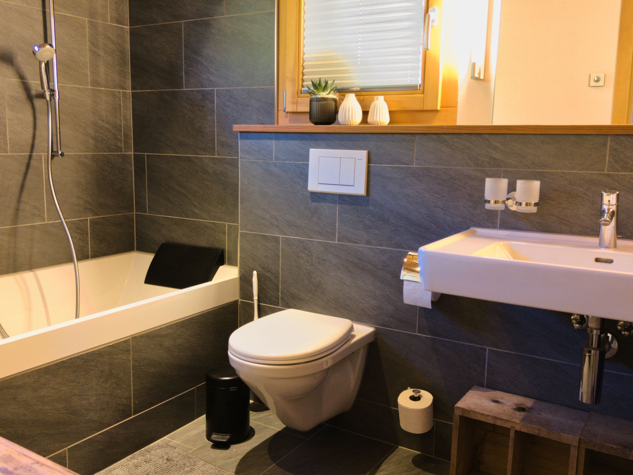 Ferienhaus Mittligada, (Tenna), 06001B - Binnen