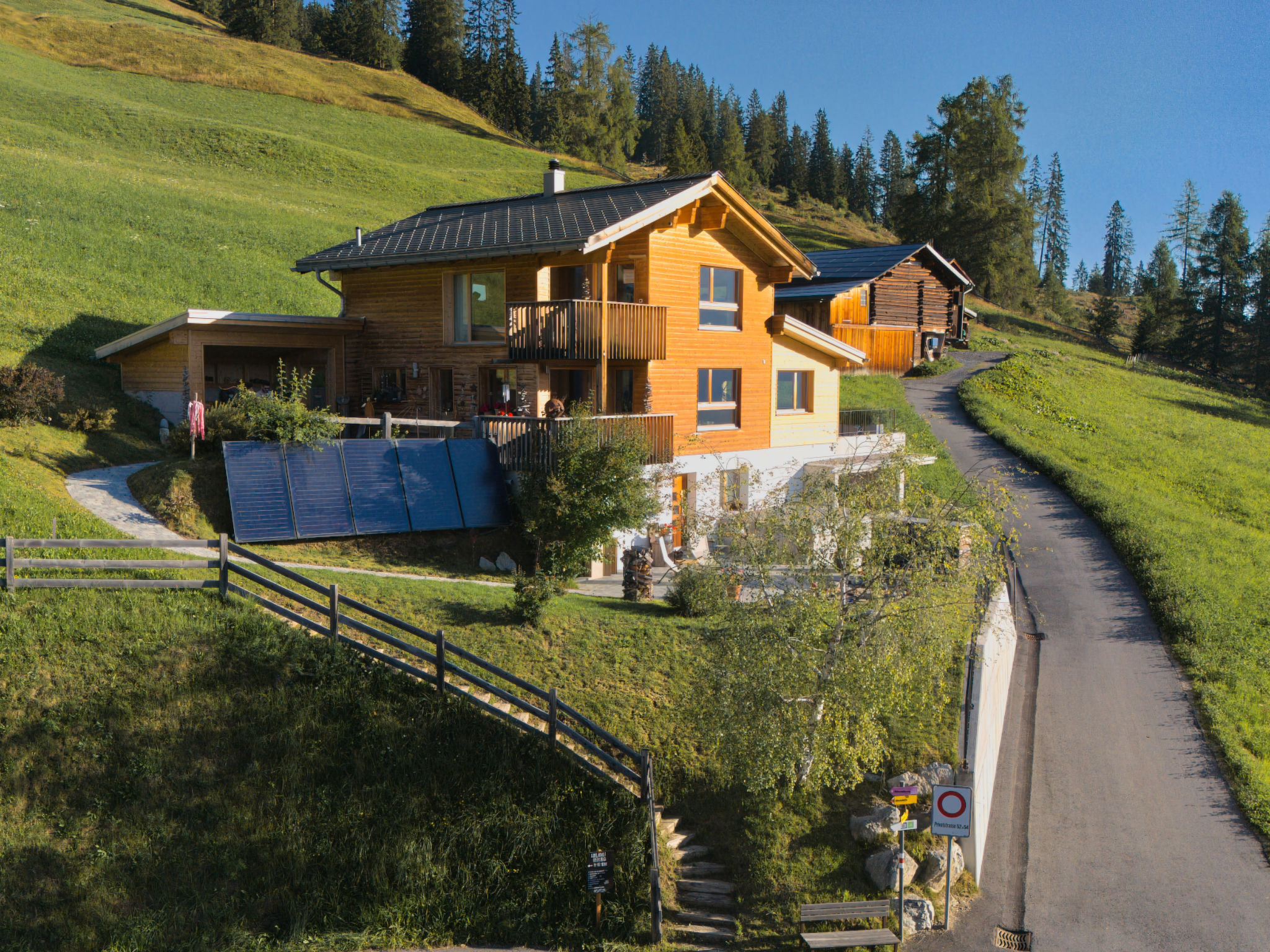 Ferienhaus Mittligada, (Tenna), 06001B - Buiten