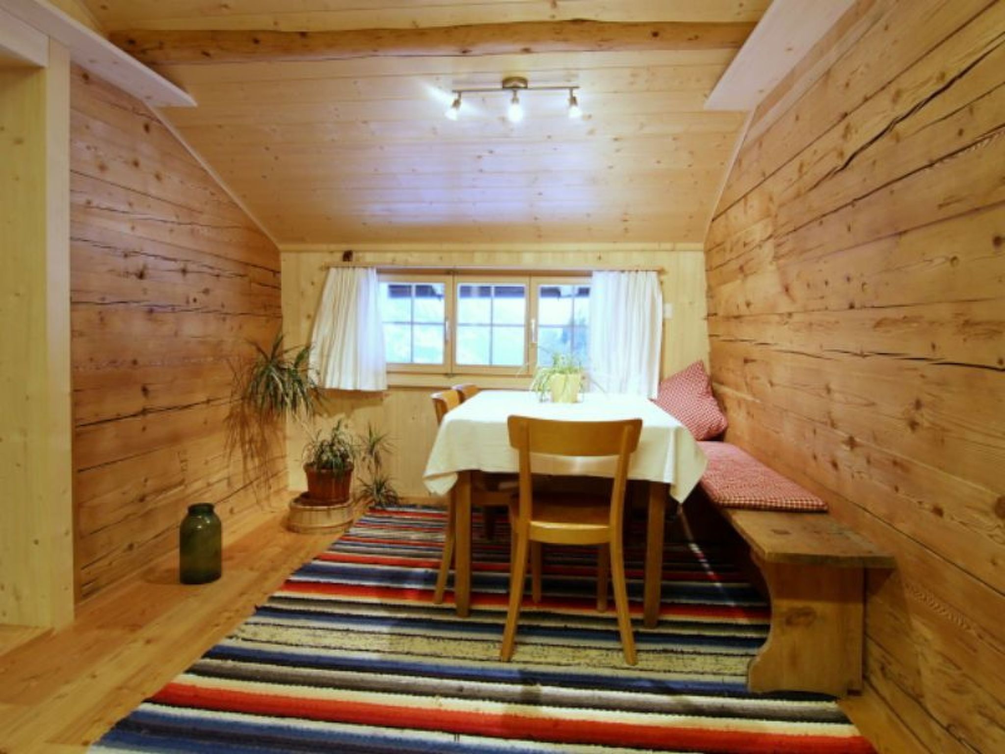 Appartement Hof Unterhus, Tenna, (Tenna), 06006B – Cuisine et coin repas, photo 19 sur 20