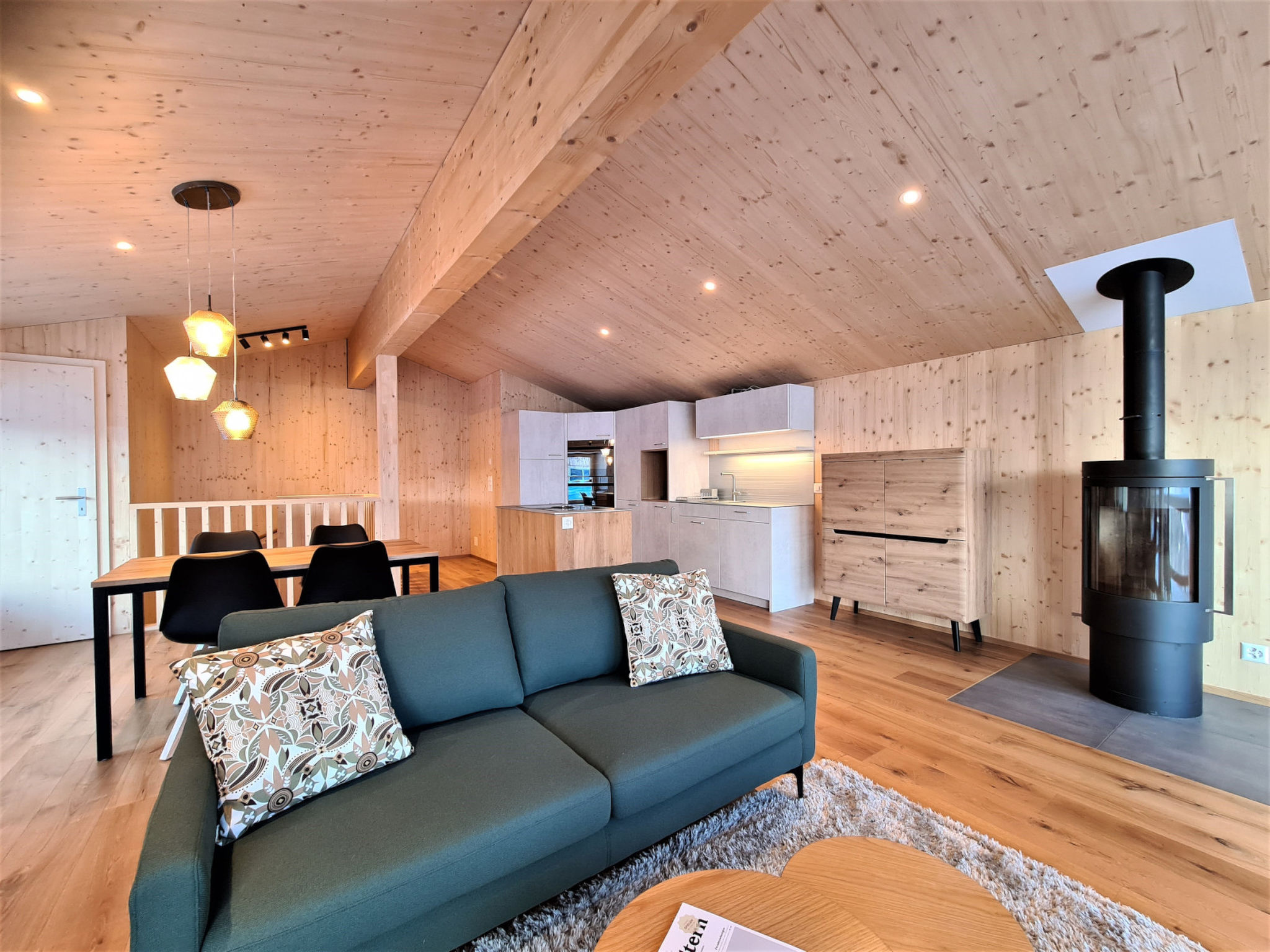 Solar by biobuchli, Tenna, (Tenna). - Binnen