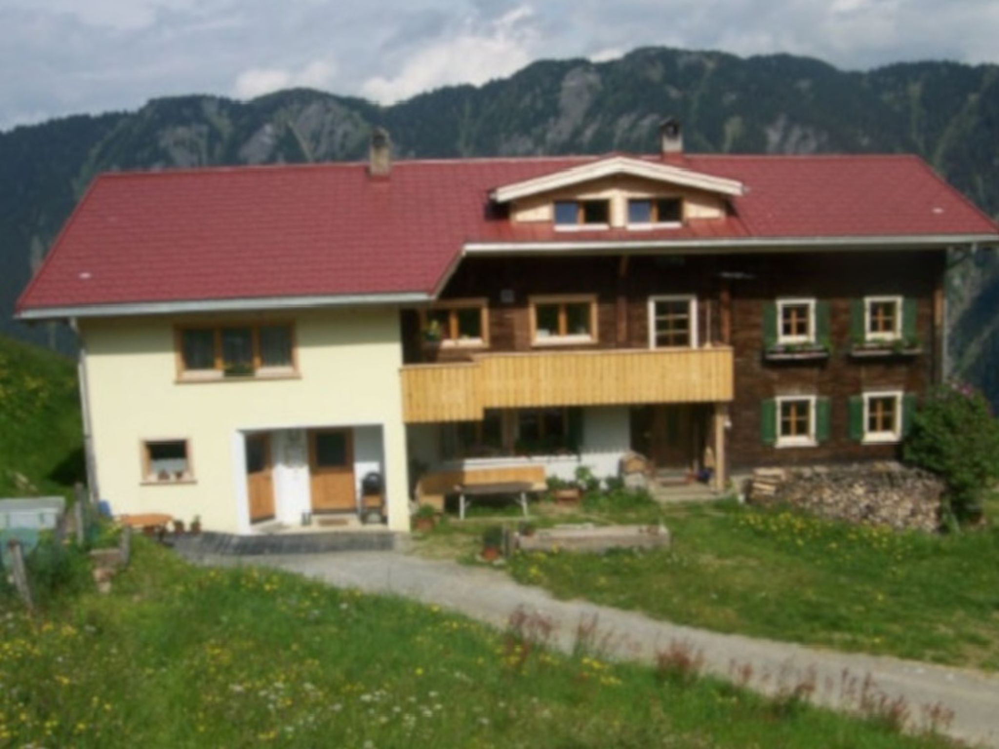 BioHof Casutt, Tenna, (Tenna). - Image-tags.info