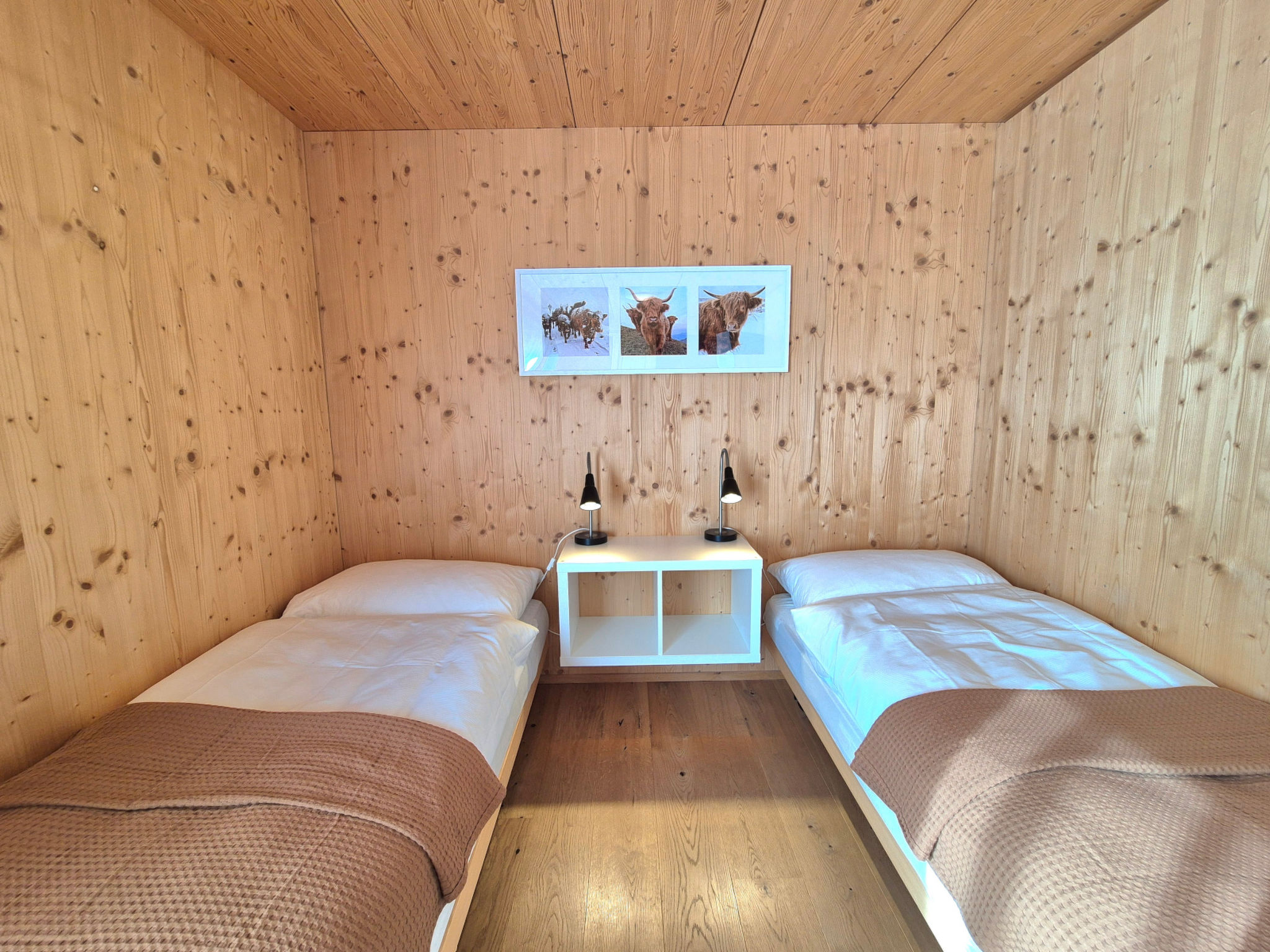 Ferienhaus Charme by biobuchli, Tenna, (Tenna), 06003B - Binnen