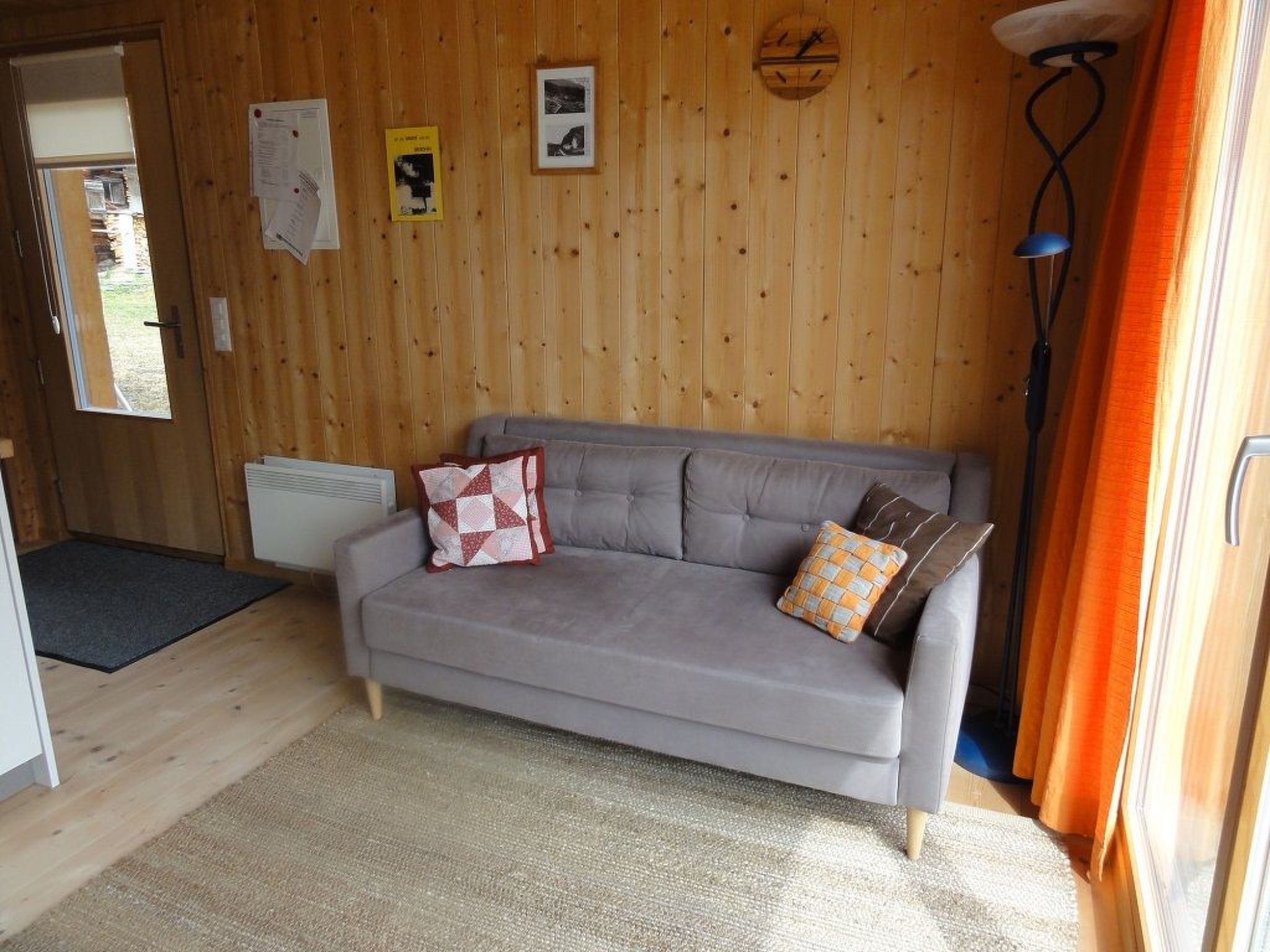 Appartement Ausserbäch Tester, Safien-Thalkirch, (Thalkirch (Safien)), 09001B – Séjour, photo 7 sur 10