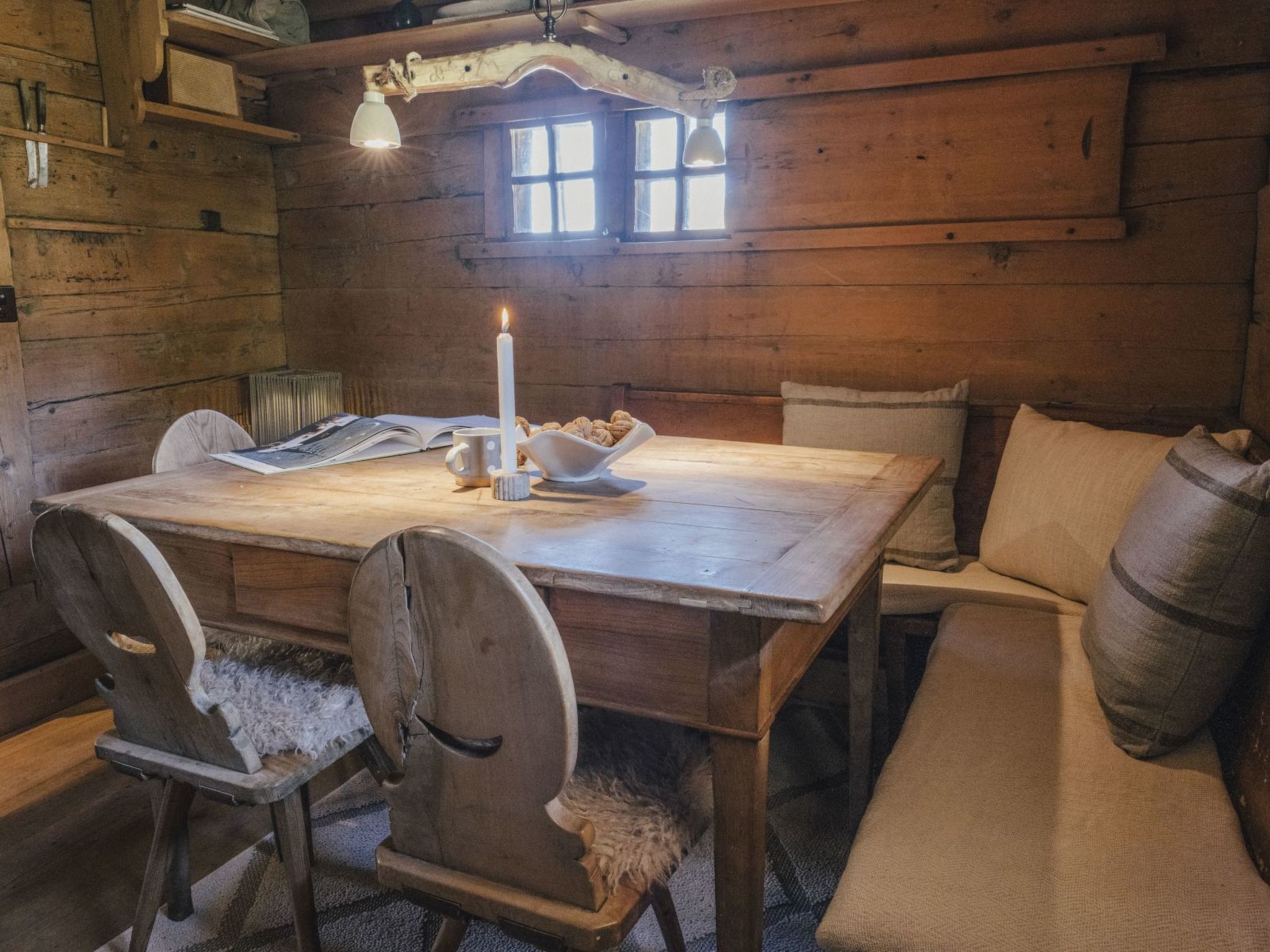 Appartement Maiensäss Bächer Hütta, Safien Thalkirch, (Thalkirch (Safien)), – Cuisine et coin repas, photo 3 sur 21