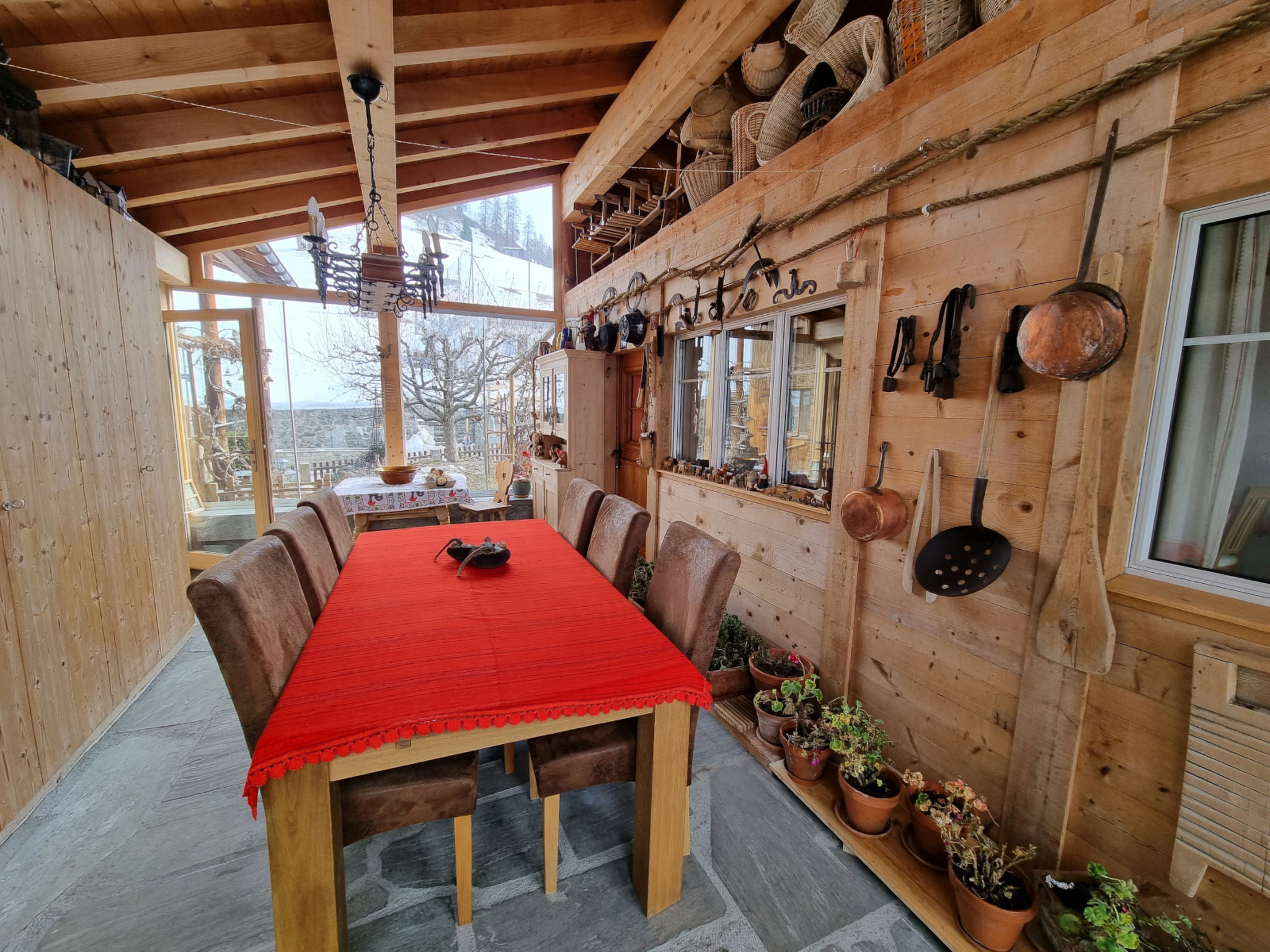 Demvitg, Pitasch, (Pitasch).