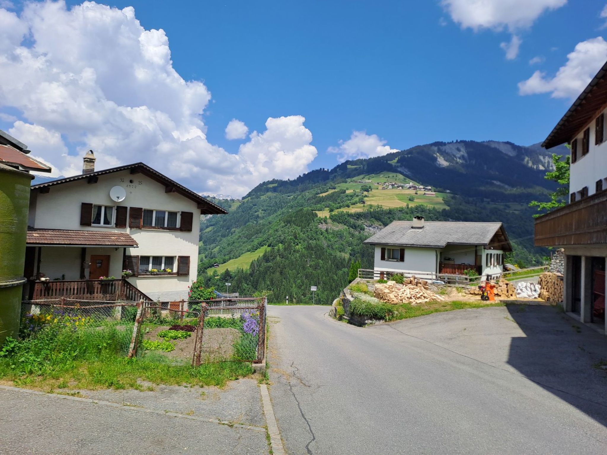 Appartement Demvitg, Pitasch, (Pitasch), 11001B – Vue, photo 8 sur 10