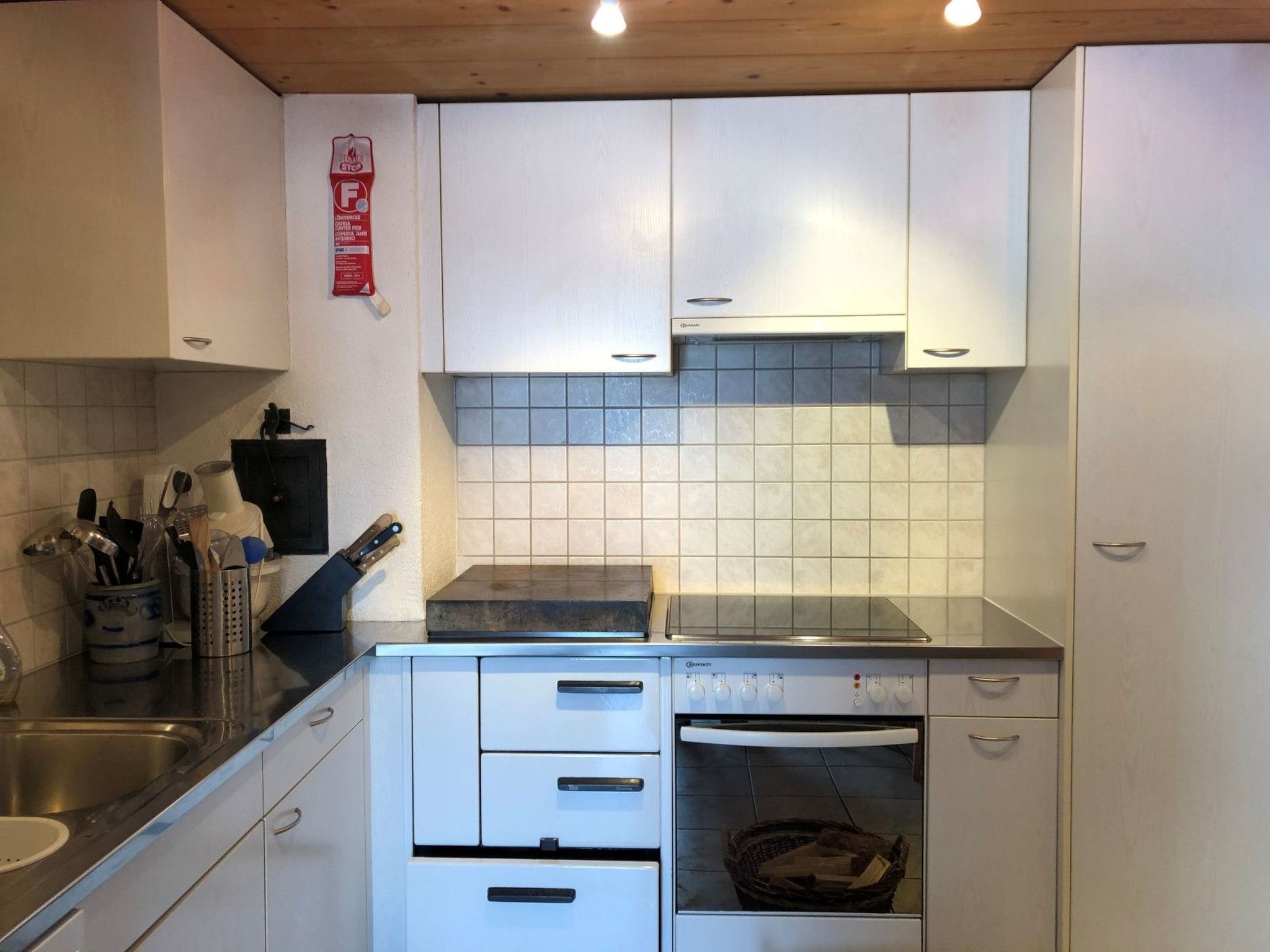Appartement Ferienhaus Runs, Camuns, (Camuns), 13001B – Cuisine et coin repas, photo 9 sur 36