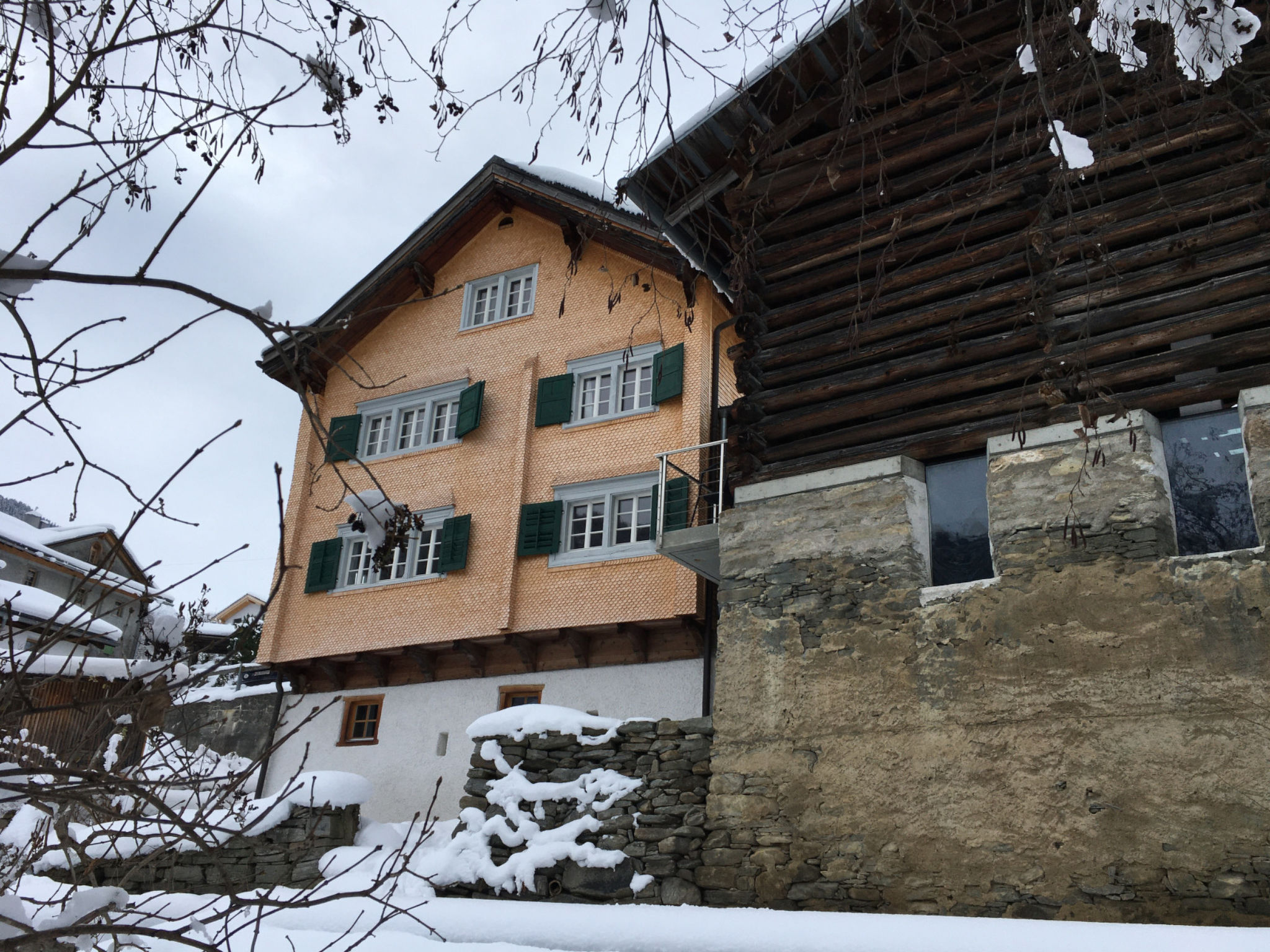 Ferienhaus Altes Pfarrhaus, Surcasti, (Surcasti), 15000B - Buiten