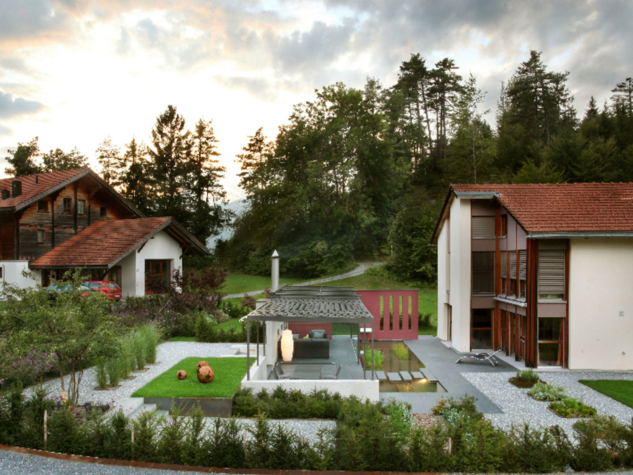 Carrera mit Traumgarten, Valendas, (Valendas). - Buiten