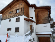 Knus appartement aan de skipiste in Obersaxen met bergzicht - thumbnail 4