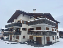 Knus appartement aan de skipiste in Obersaxen met bergzicht - thumbnail 2