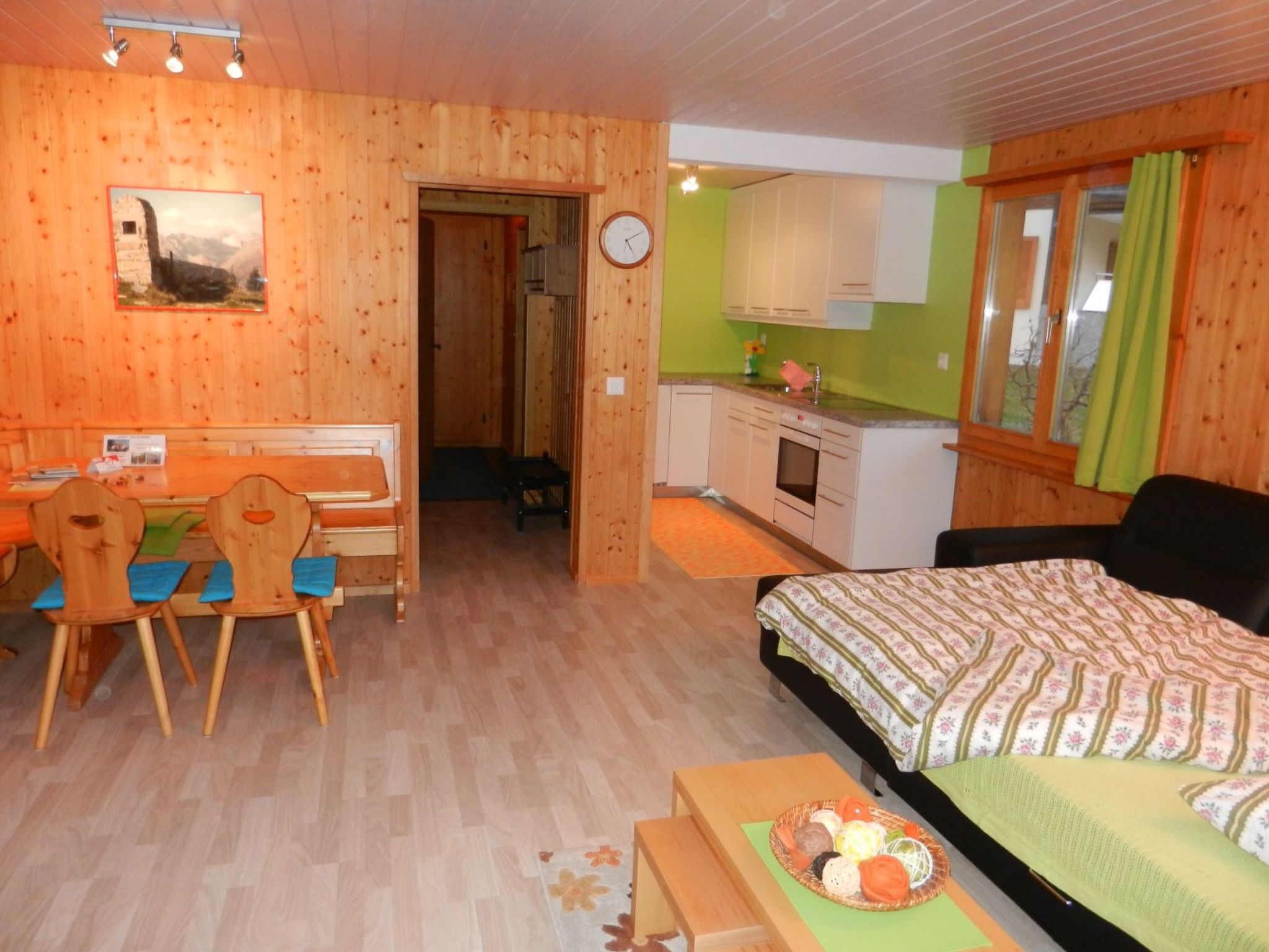 Appartement Schweizer, Obersaxen-Affeier, (Obersaxen), 34006B – Séjour, photo 7 sur 23