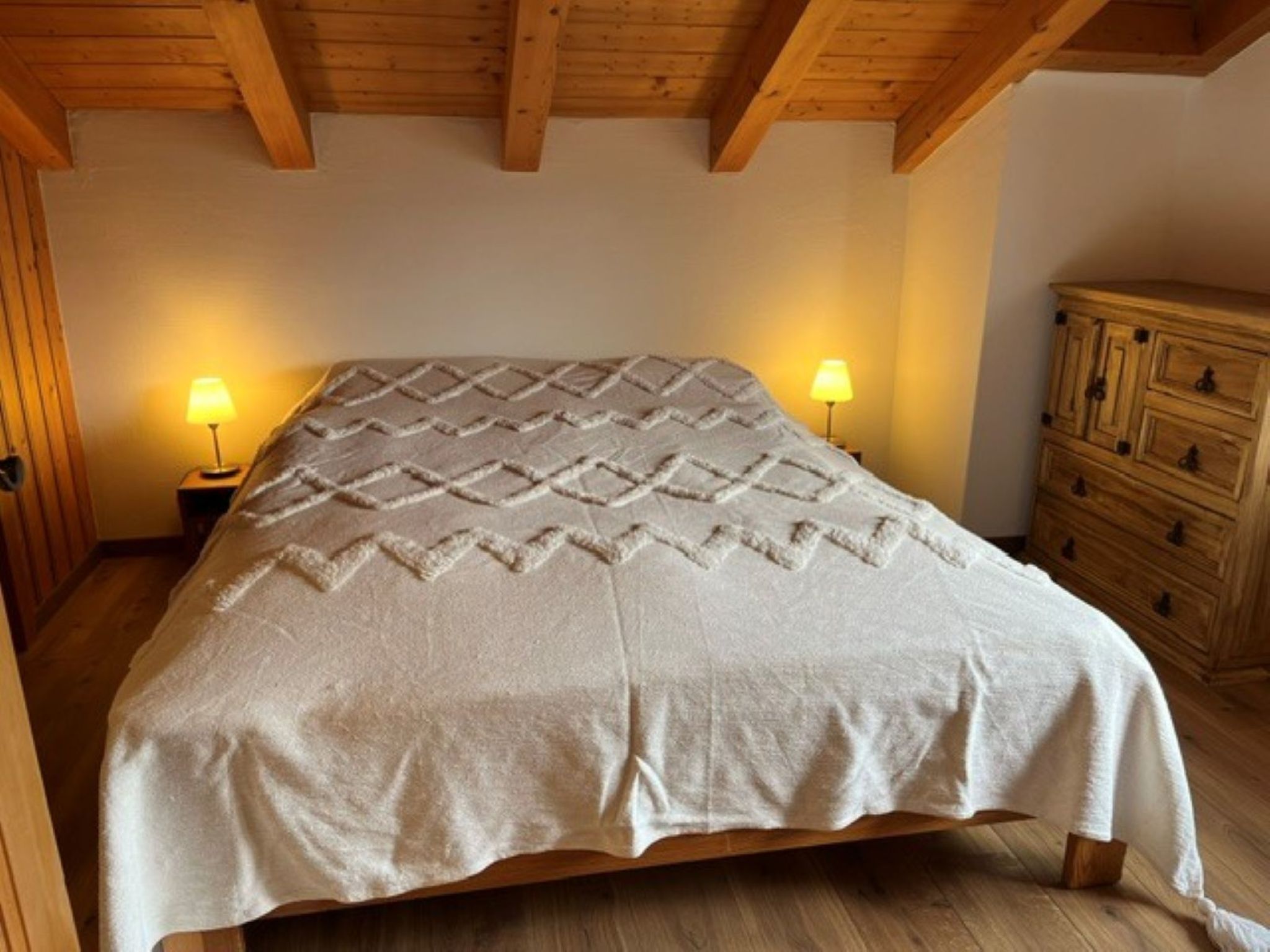 Appartement Bim Chappeli, Obersaxen-Affeier, (Obersaxen), 34013B – Chambre, photo 7 sur 16