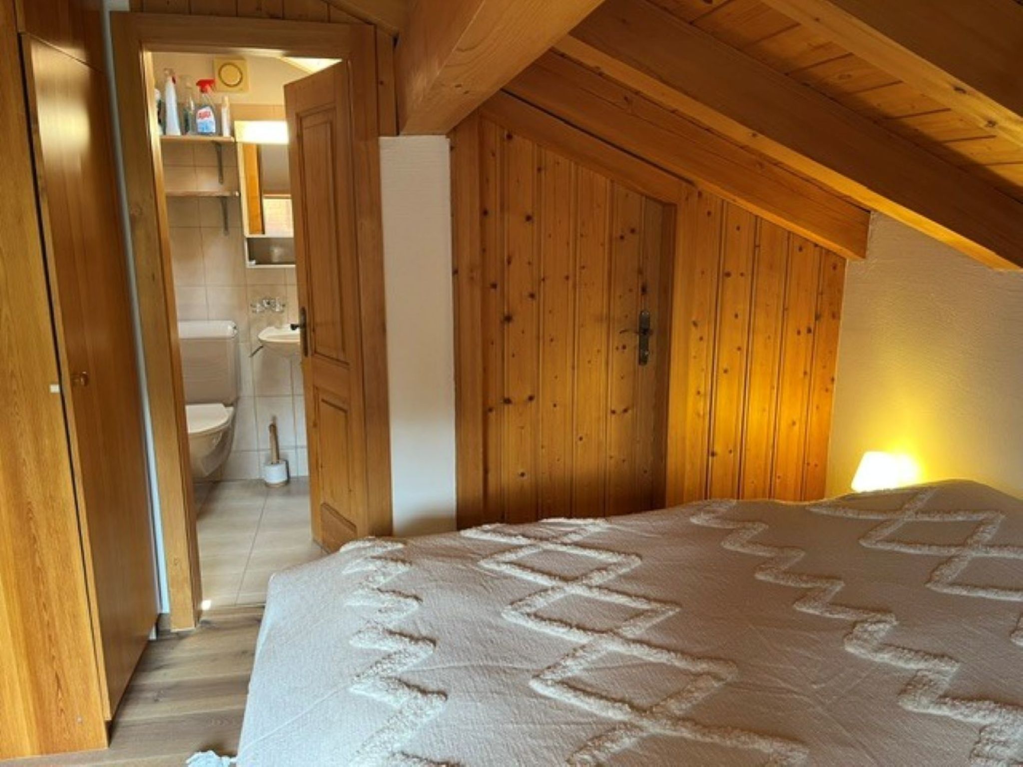 Appartement Bim Chappeli, Obersaxen-Affeier, (Obersaxen), 34013B – Chambre, photo 8 sur 16