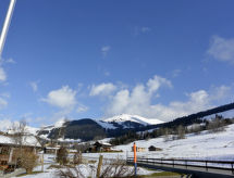 Knus appartement voor 6 aan de skipiste in Obersaxen met balkon - thumbnail 6