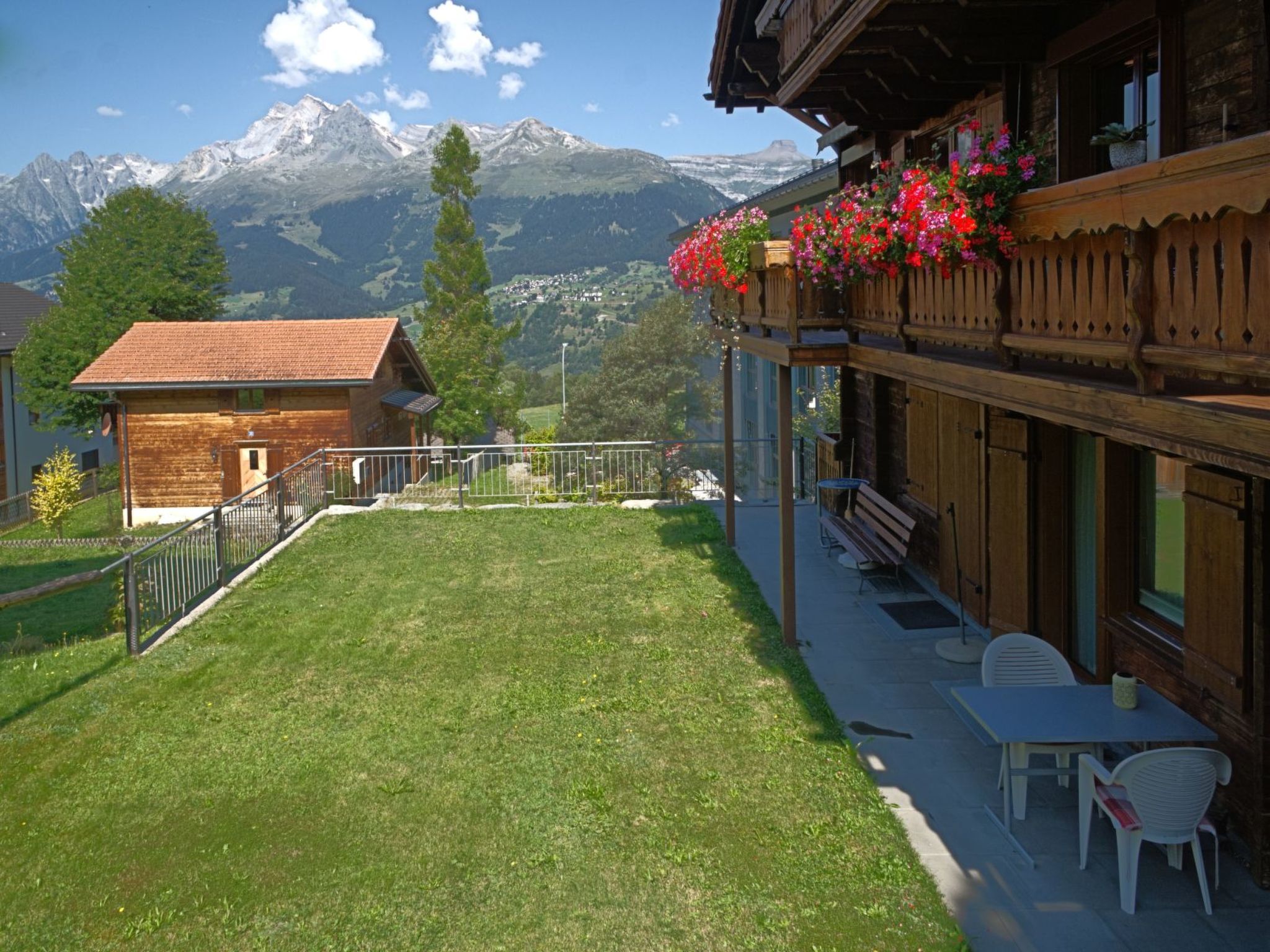 Appartement Genoveva Sax, Obersaxen-Meierhof, (Obersaxen), 34065B – Extérieur, photo 5 sur 16