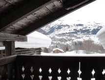 Casa Cadruvi: Ruim vakantiehuis in Obersaxen met ski-in/ski-out en uitzicht op het meer - thumbnail 6
