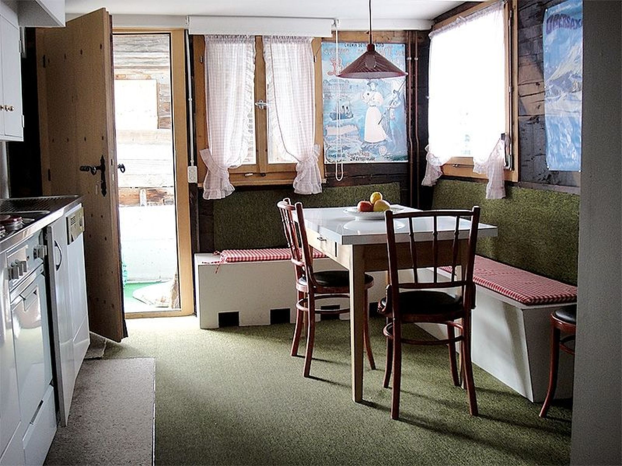 Appartement Ferienhaus Casa Cadruvi, Obersaxen-Giraniga, (Obersaxen), 34077B – Cuisine et coin repas, photo 9 sur 26