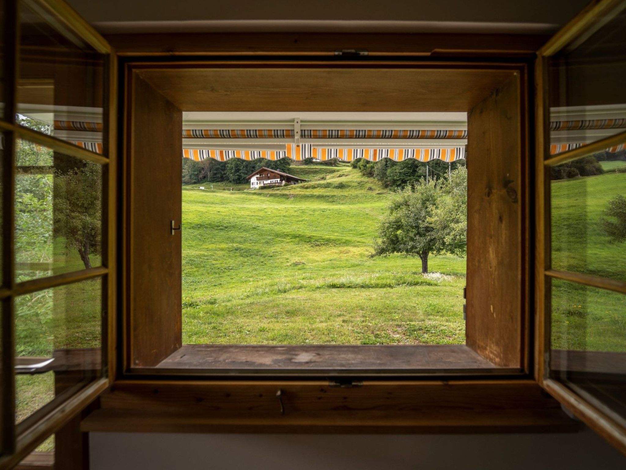 Appartement Tusa 8, Obersaxen Tusa, (Obersaxen Tusa), 34002B – Vue, photo 9 sur 14