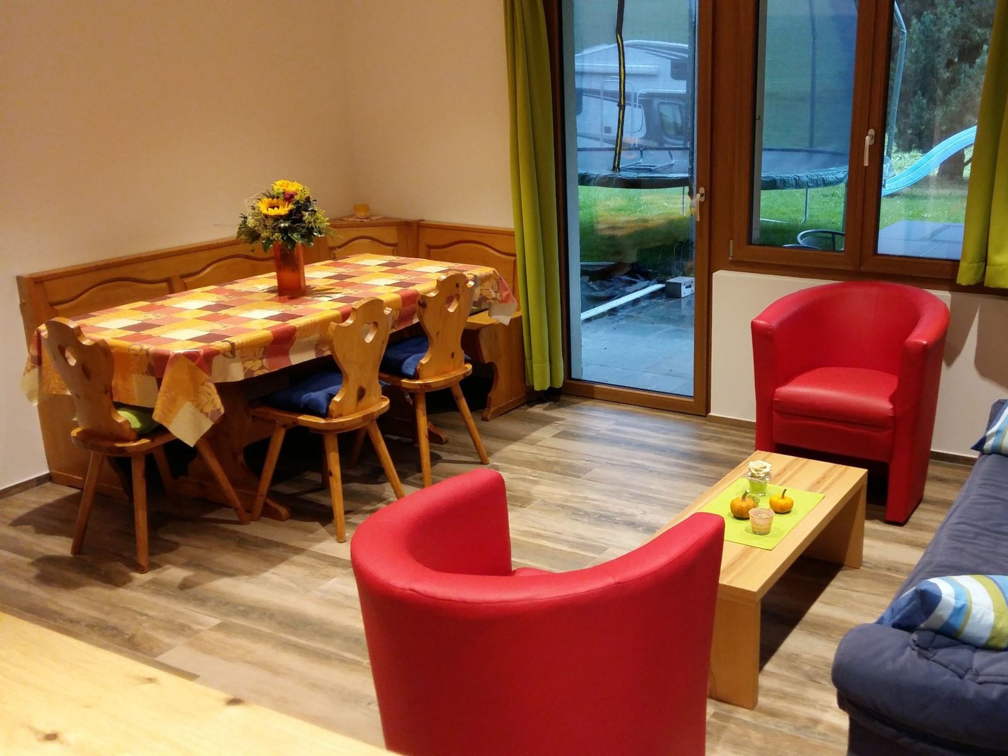 Appartement Schweizer, Obersaxen-Affeier, (Obersaxen), 34006B – Séjour, photo 14 sur 29