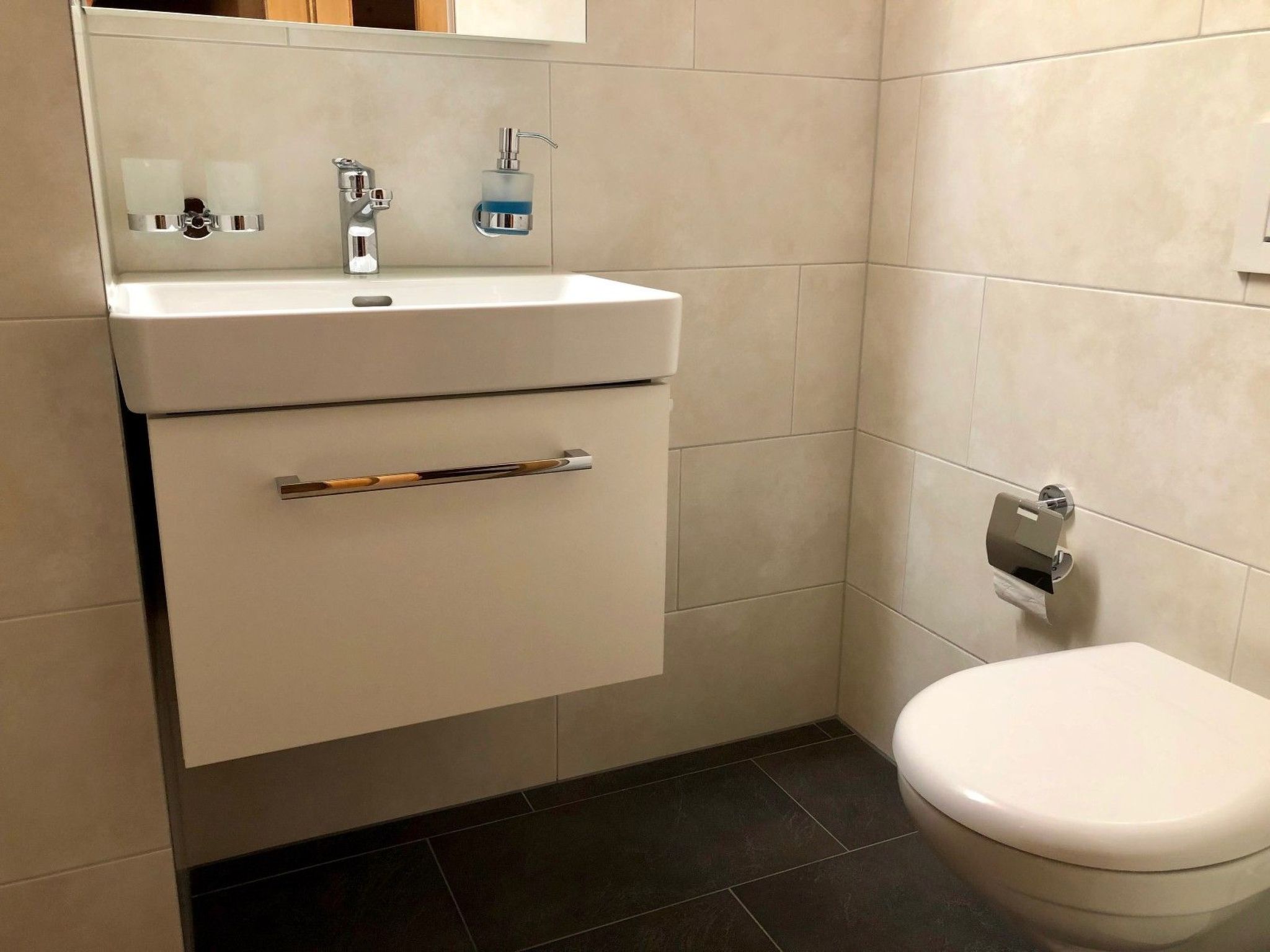 Appartement Pfister, Obersaxen-Misanenga, (Obersaxen), 34026B – Salle de bains, photo 16 sur 18