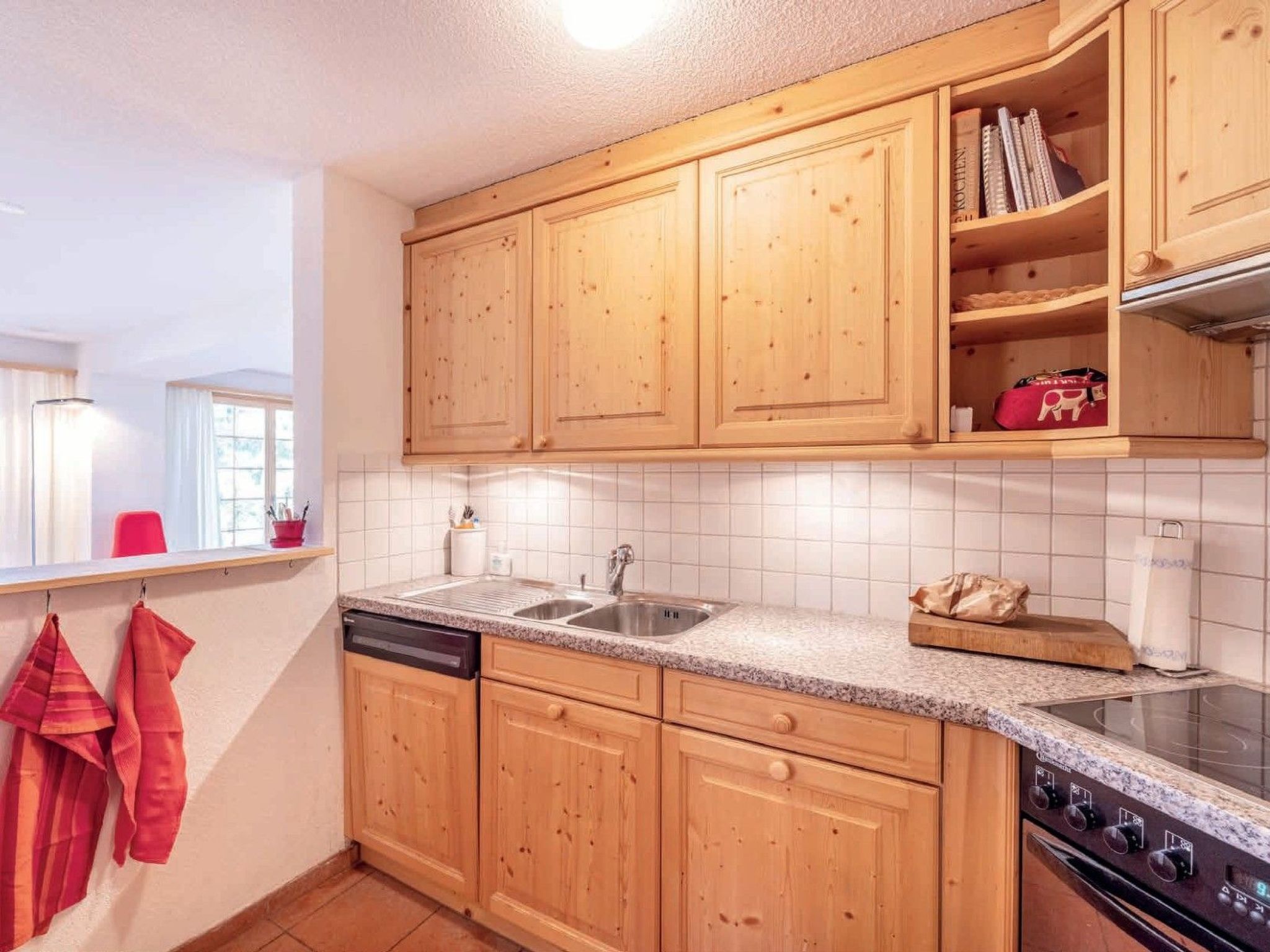 Alprüüsch, Obersaxen-Misanenga, (Obersaxen), 34155B - Dedans