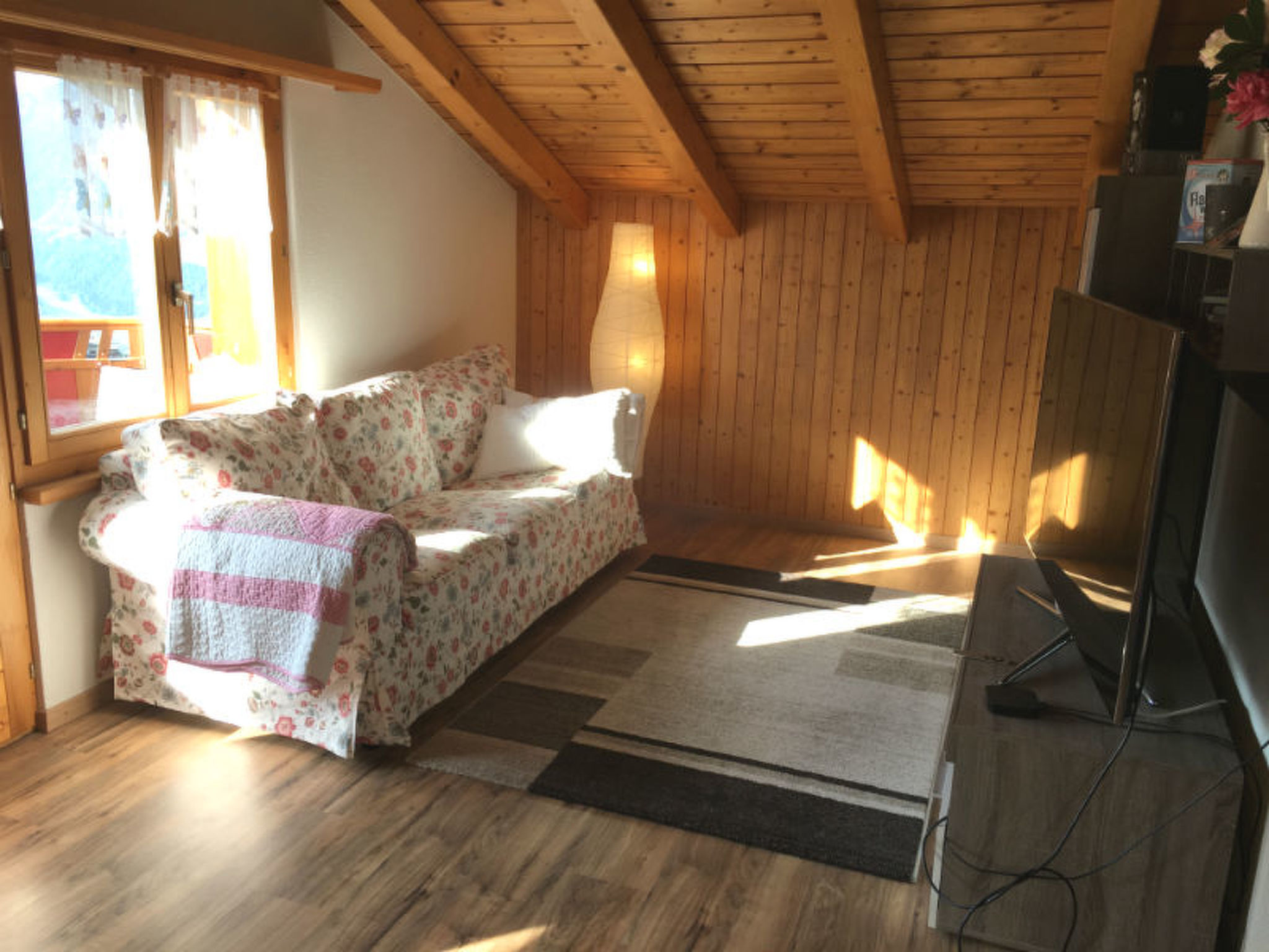 Uf am Stutz, Obersaxen-Misanenga, (Obersaxen). - Dedans