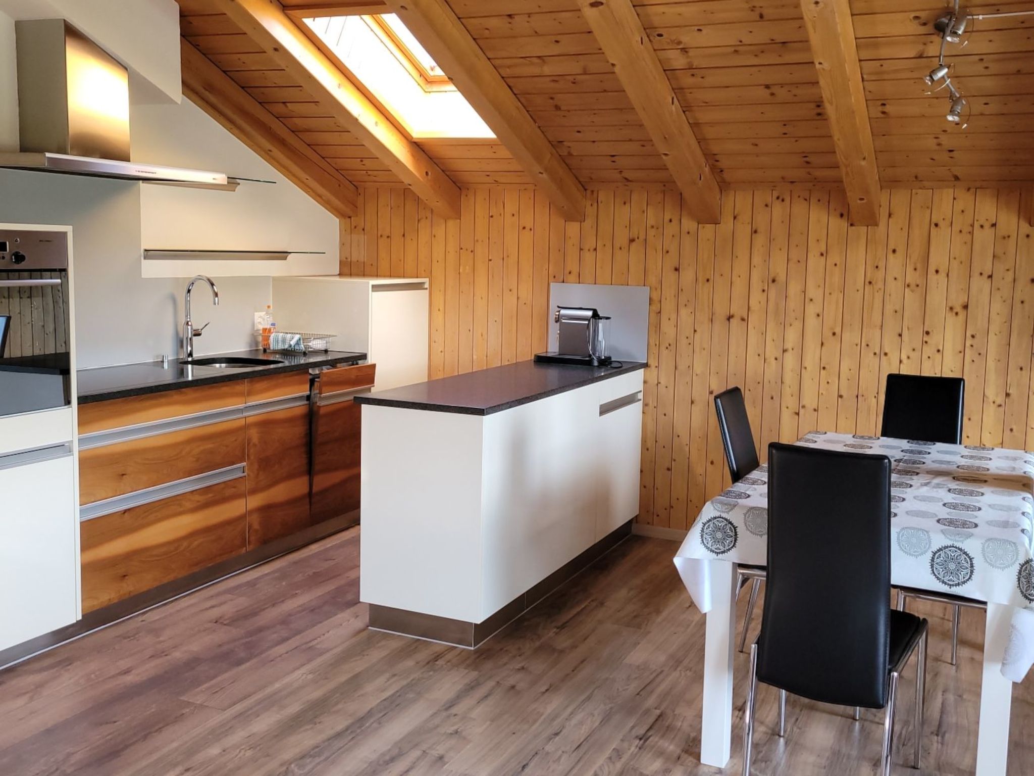 Uf am Stutz, Obersaxen-Misanenga, (Obersaxen), 34024B - Buiten
