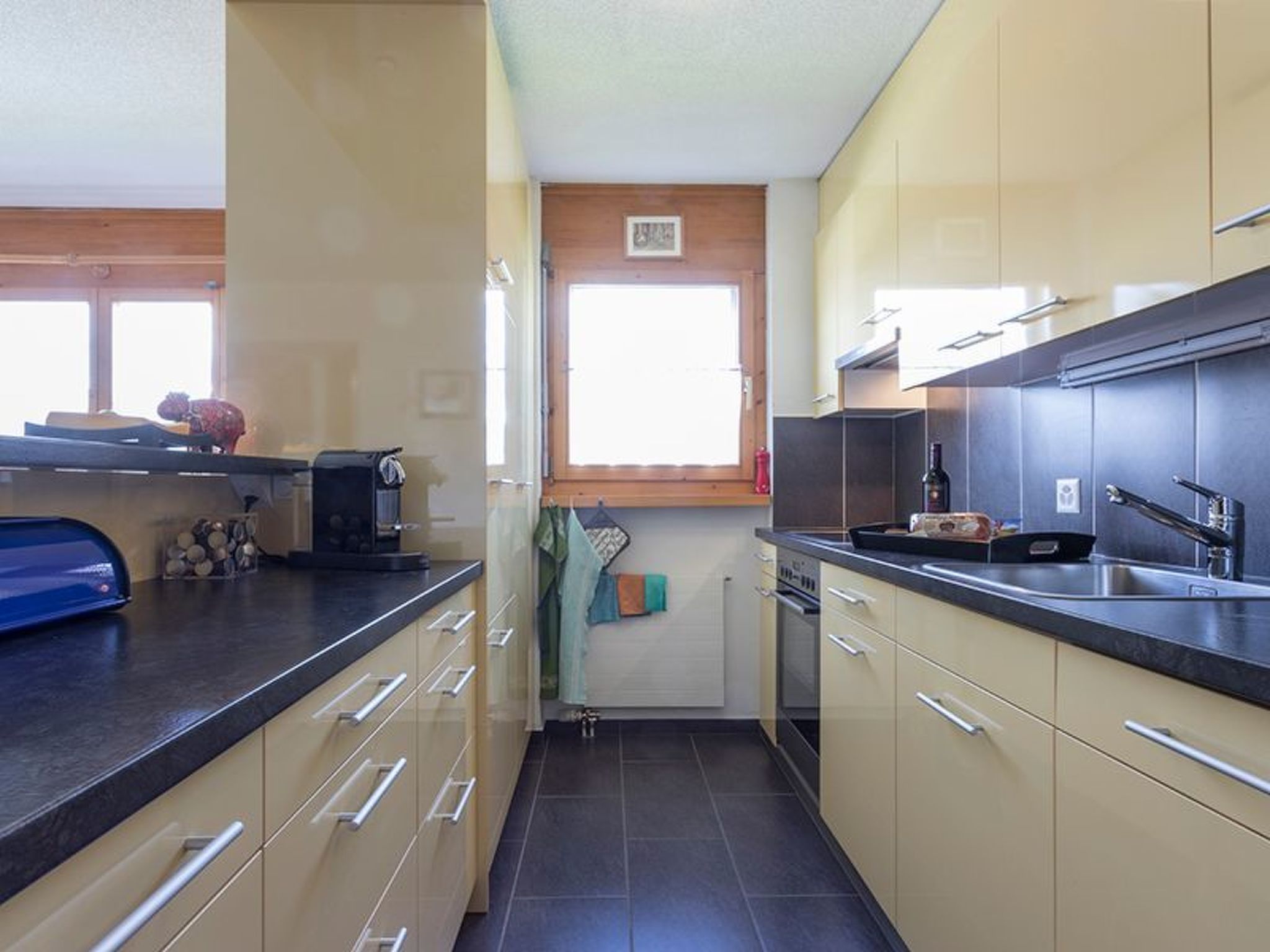 Arnika Kornmayer, Obersaxen-Affeier, (Obersaxen), 34001B - Binnen