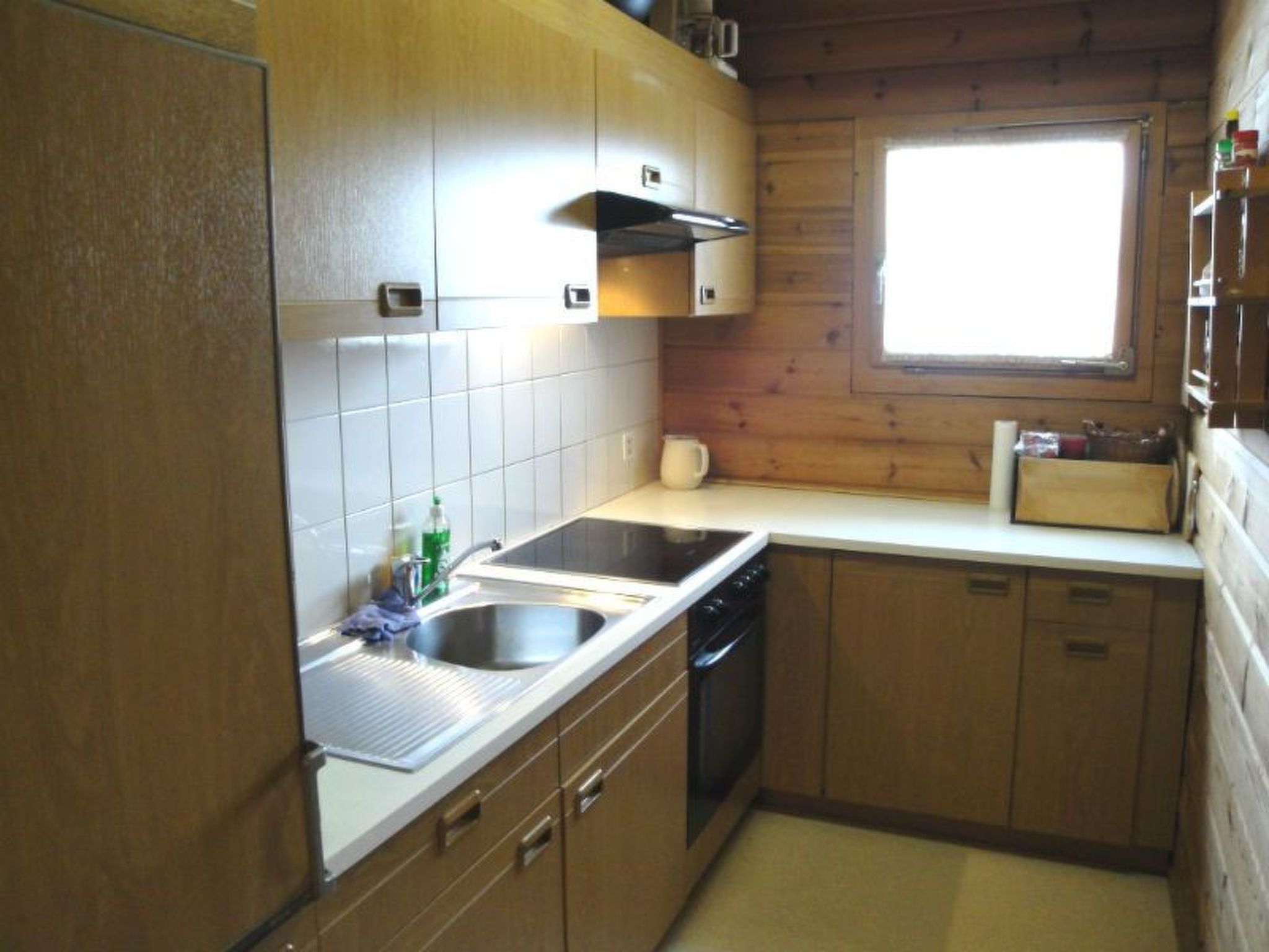Appartement Gadola, Obersaxen-Meierhof, (Obersaxen), 34069B – Cuisine et coin repas, photo 13 sur 20