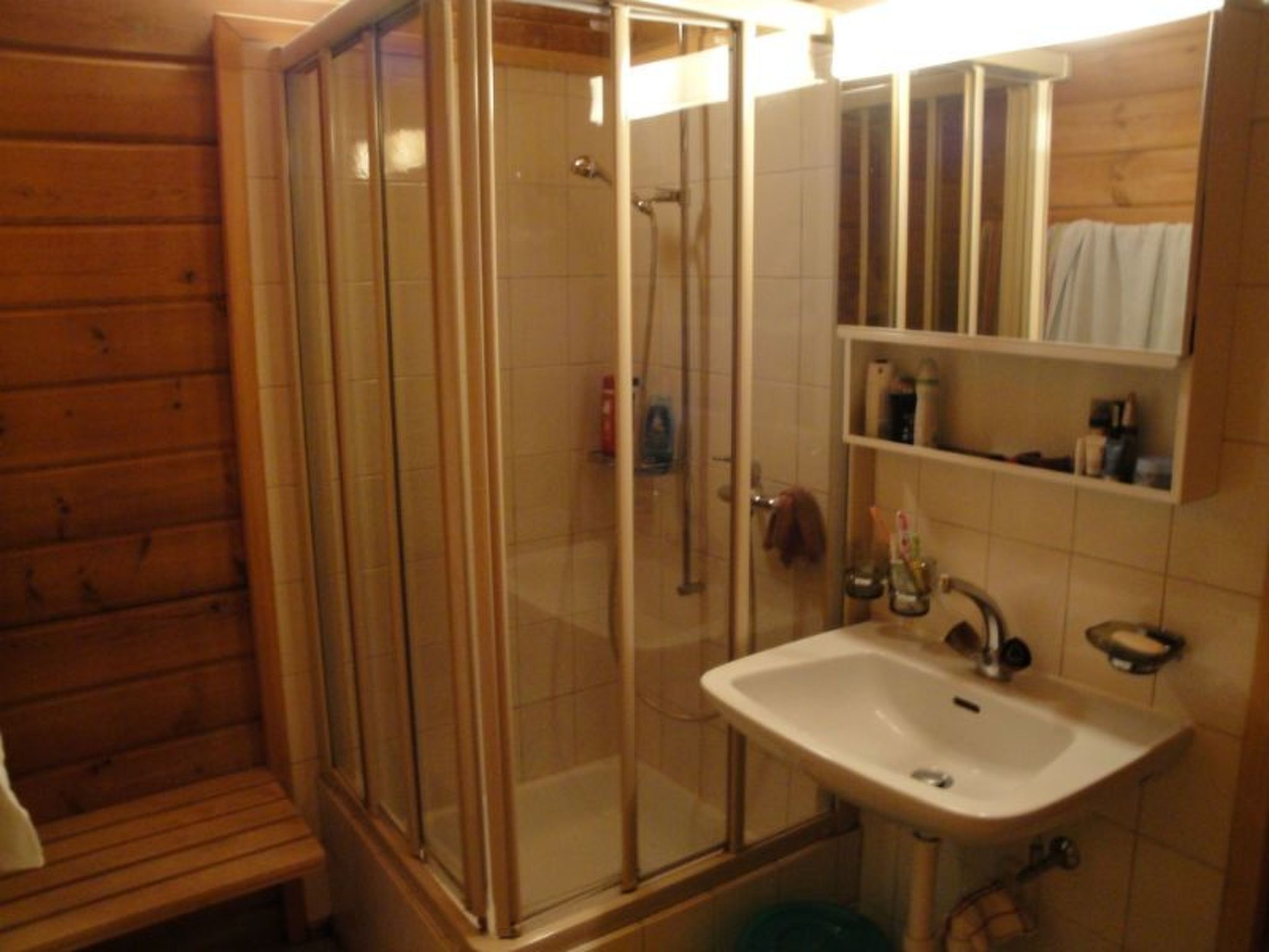 Appartement Gadola, Obersaxen-Meierhof, (Obersaxen), 34069B – Salle de bains, photo 14 sur 20