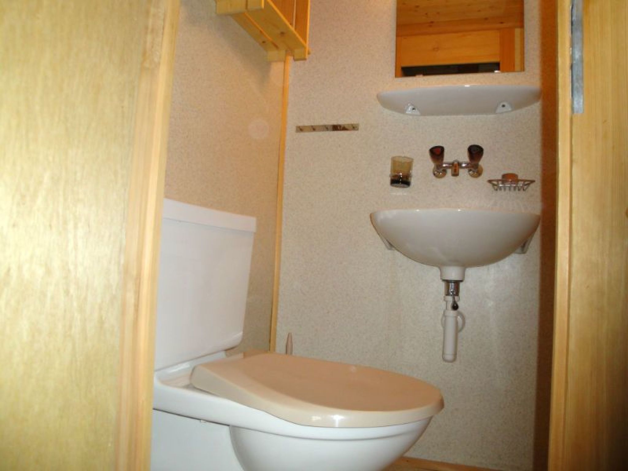 Appartement Gadola, Obersaxen-Meierhof, (Obersaxen), 34069B – Salle de bains, photo 15 sur 20