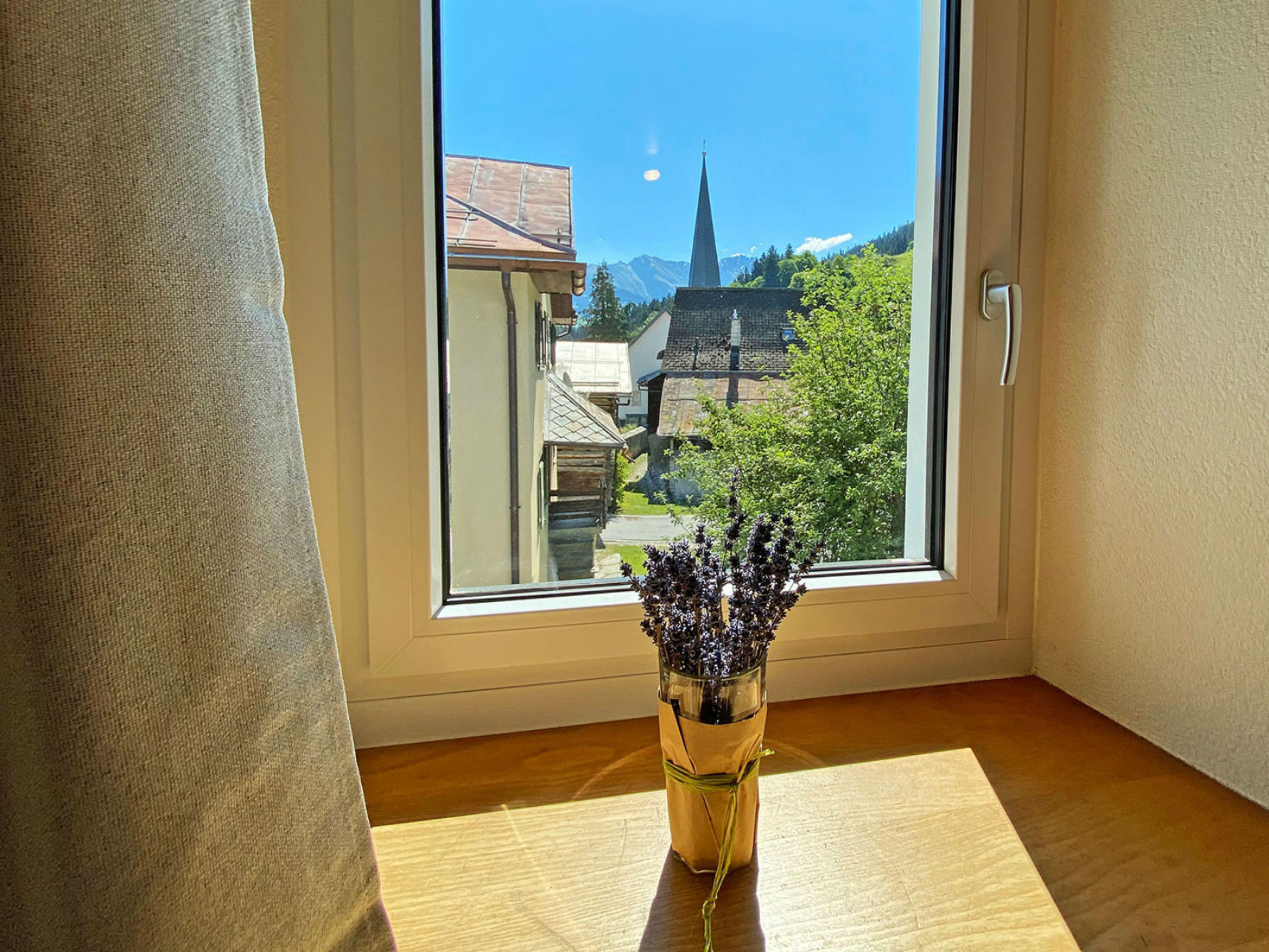 Casa Radieni, Flond, (Flond). - Binnen