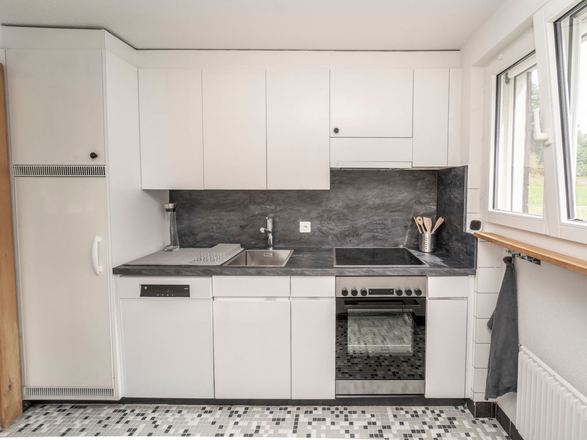 Appartement Casa Runaglias, Flond, (Flond), 37003B – Cuisine et coin repas, photo 17 sur 31