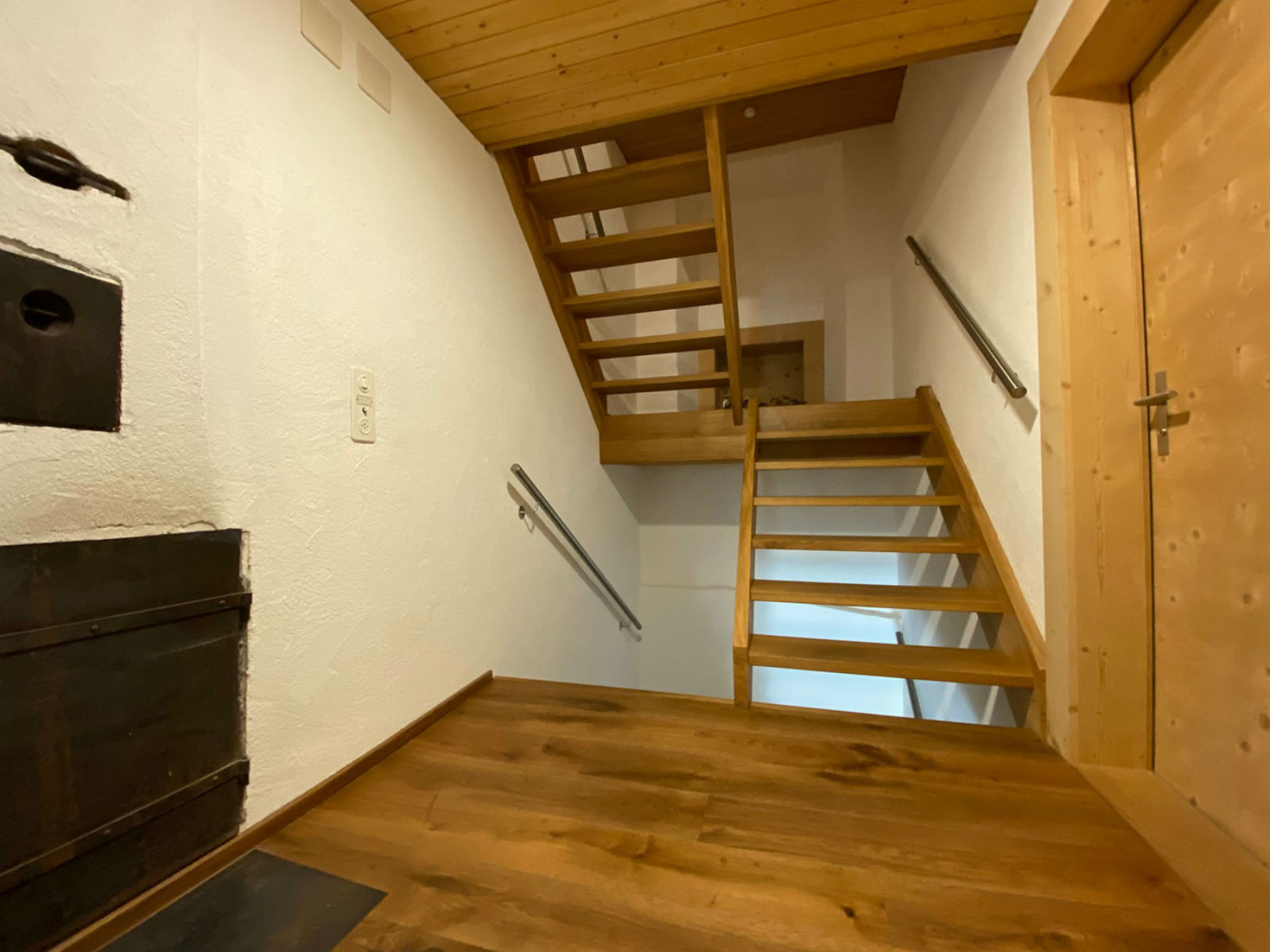 Casa Radieni, Flond, (Flond). - Binnen