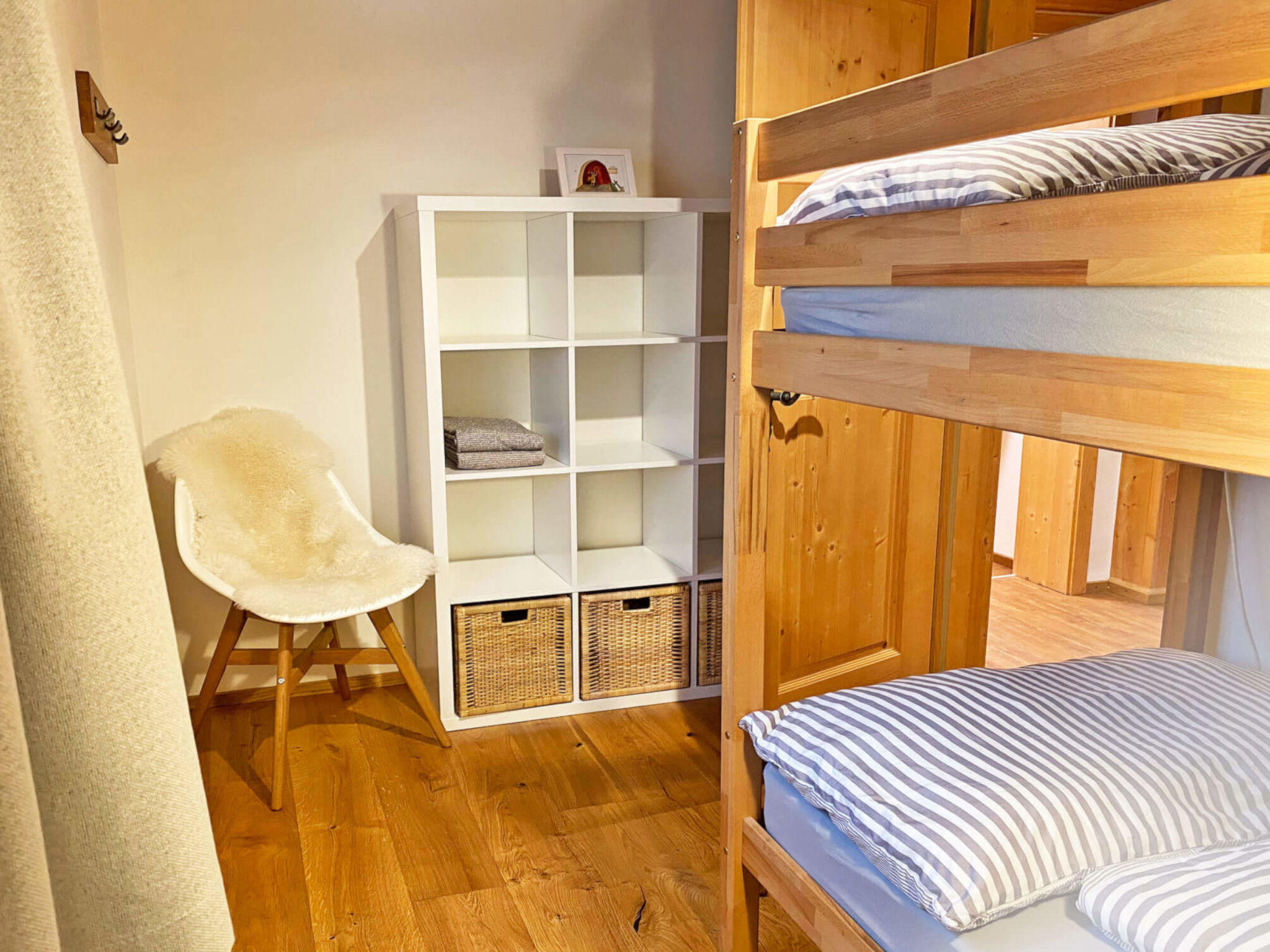 Casa Radieni, Flond, (Flond). - Binnen