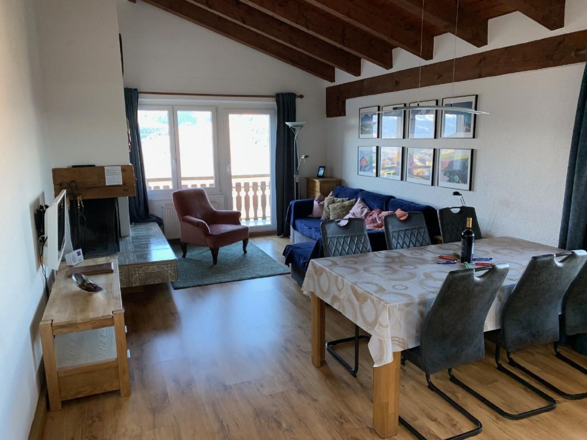 Aparthaus Surselva, direkt an der Skipiste-Dedans