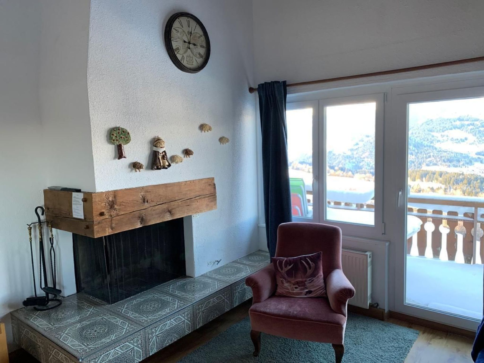 Aparthaus Surselva, direkt an der Skipiste-Dedans