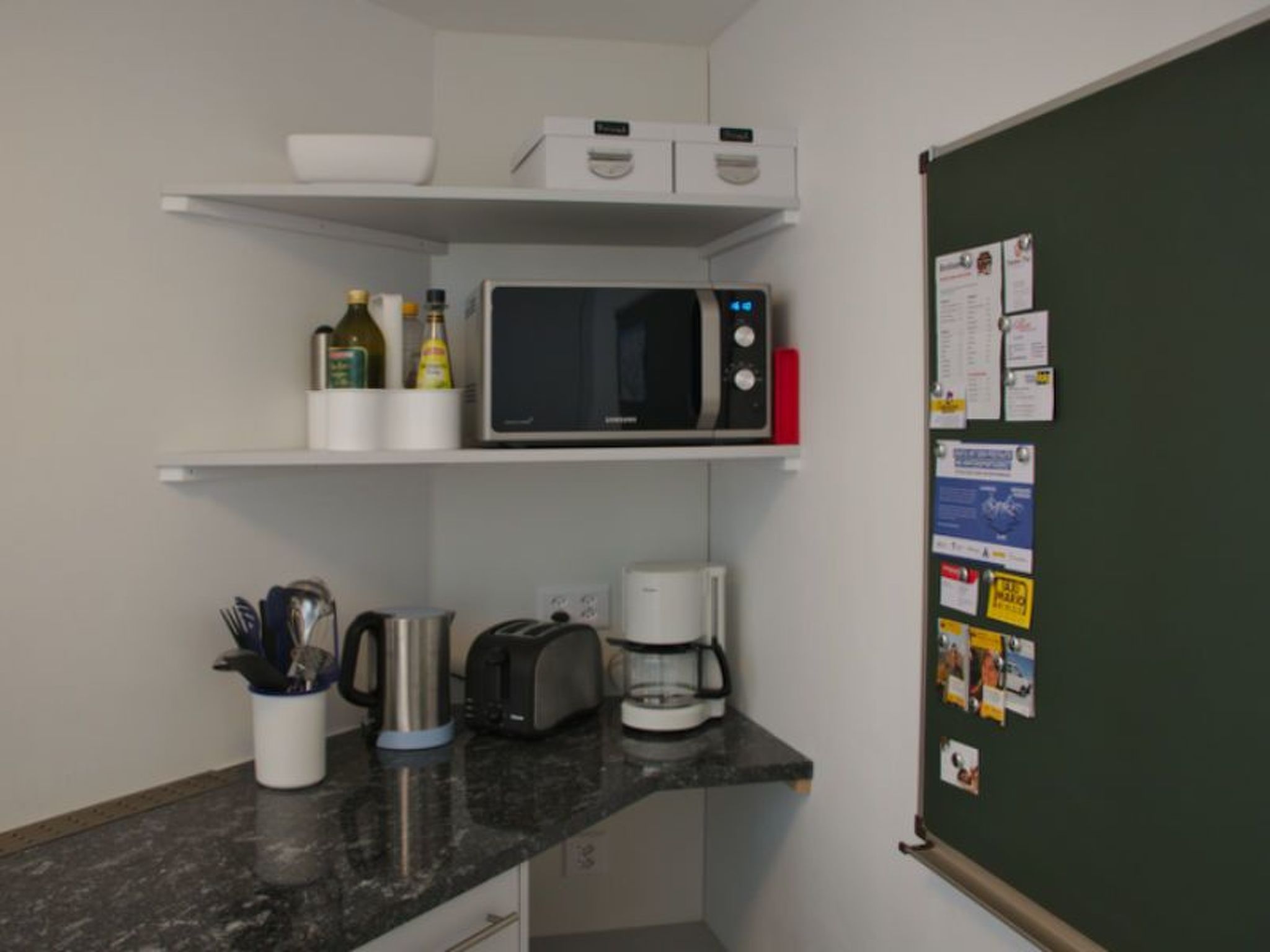 Appartement Collina Dado Bossecker, Surcuolm, (Surcuolm), 38014B – Cuisine et coin repas, photo 2 sur 28